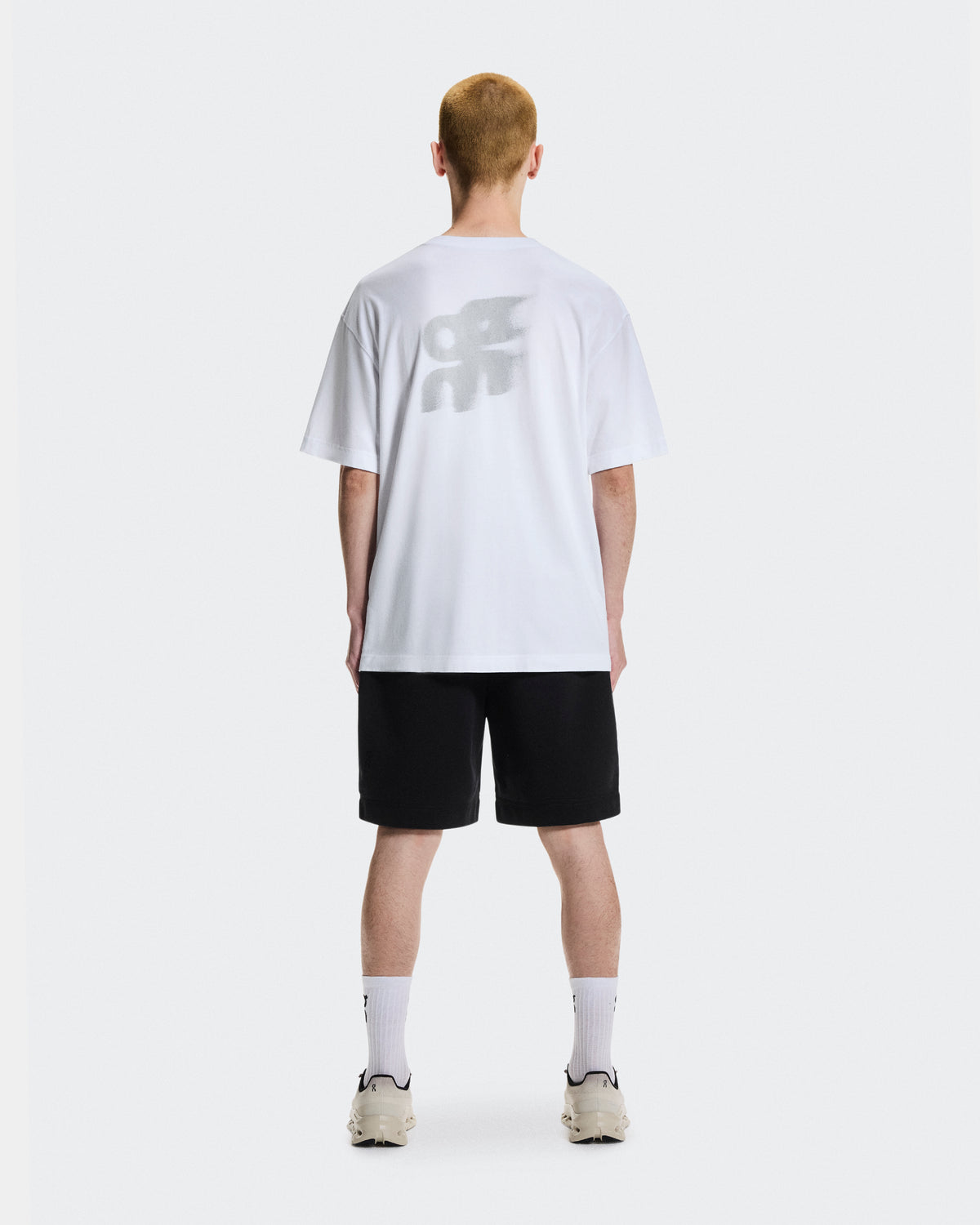 On Club-T Avant White