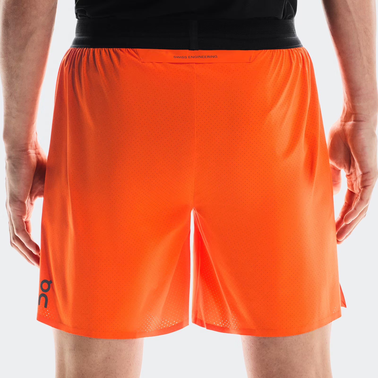 On 7" Performance Shorts Flame