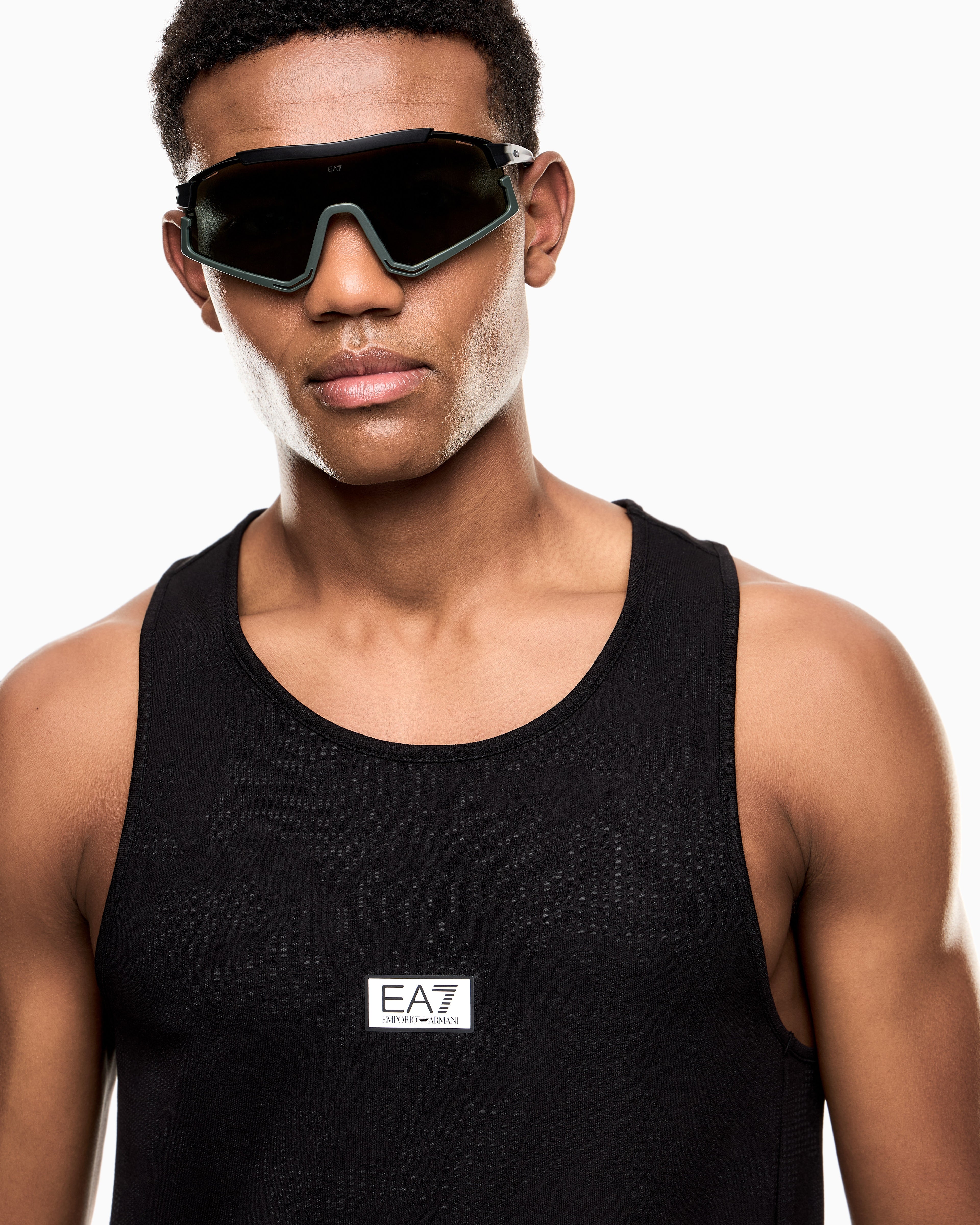 EA7 Dynamic Athlete tank top in VIGOR7 technical fabric