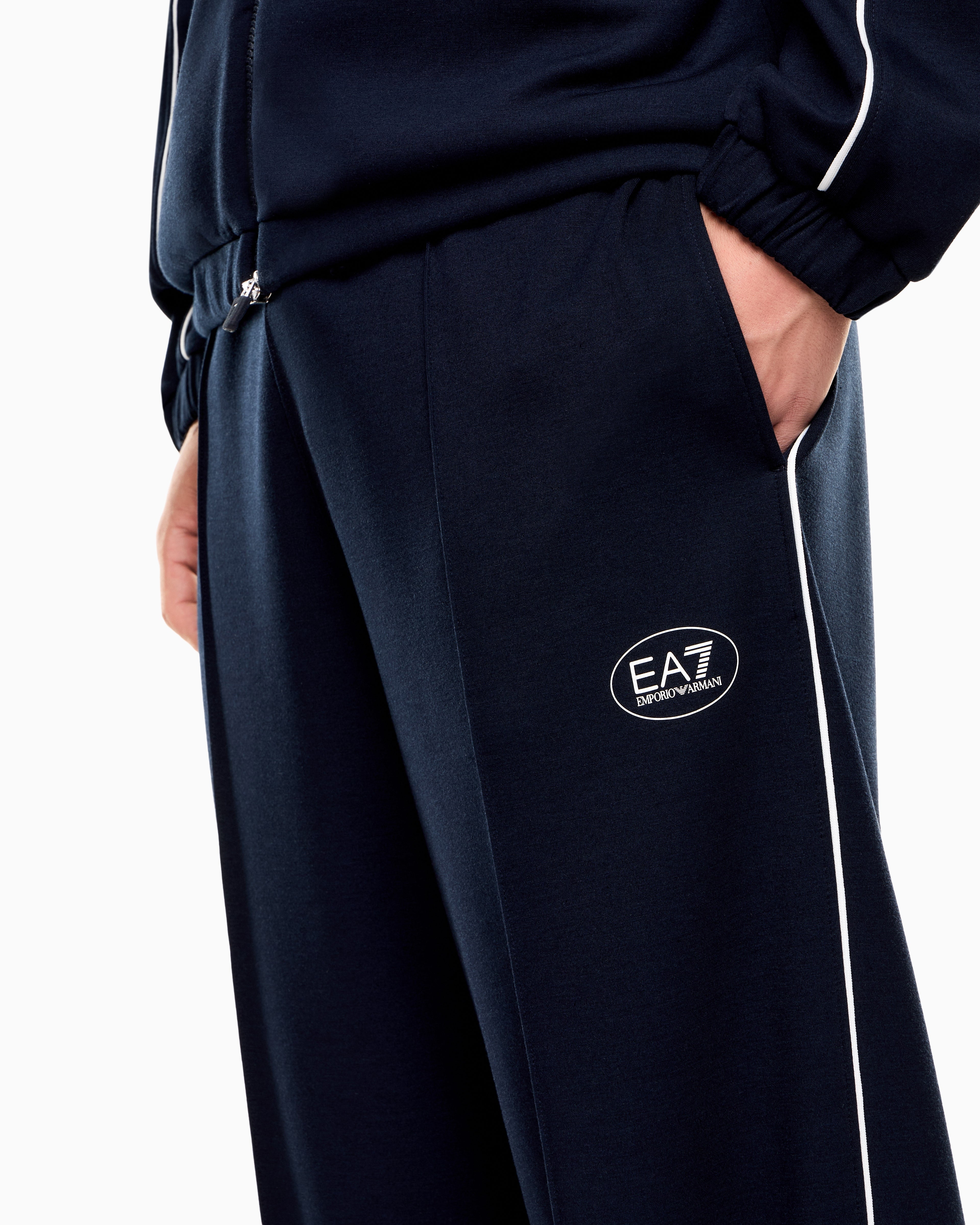 EA7 Tennis Pro tracksuit in VENTUS7 technical fabric