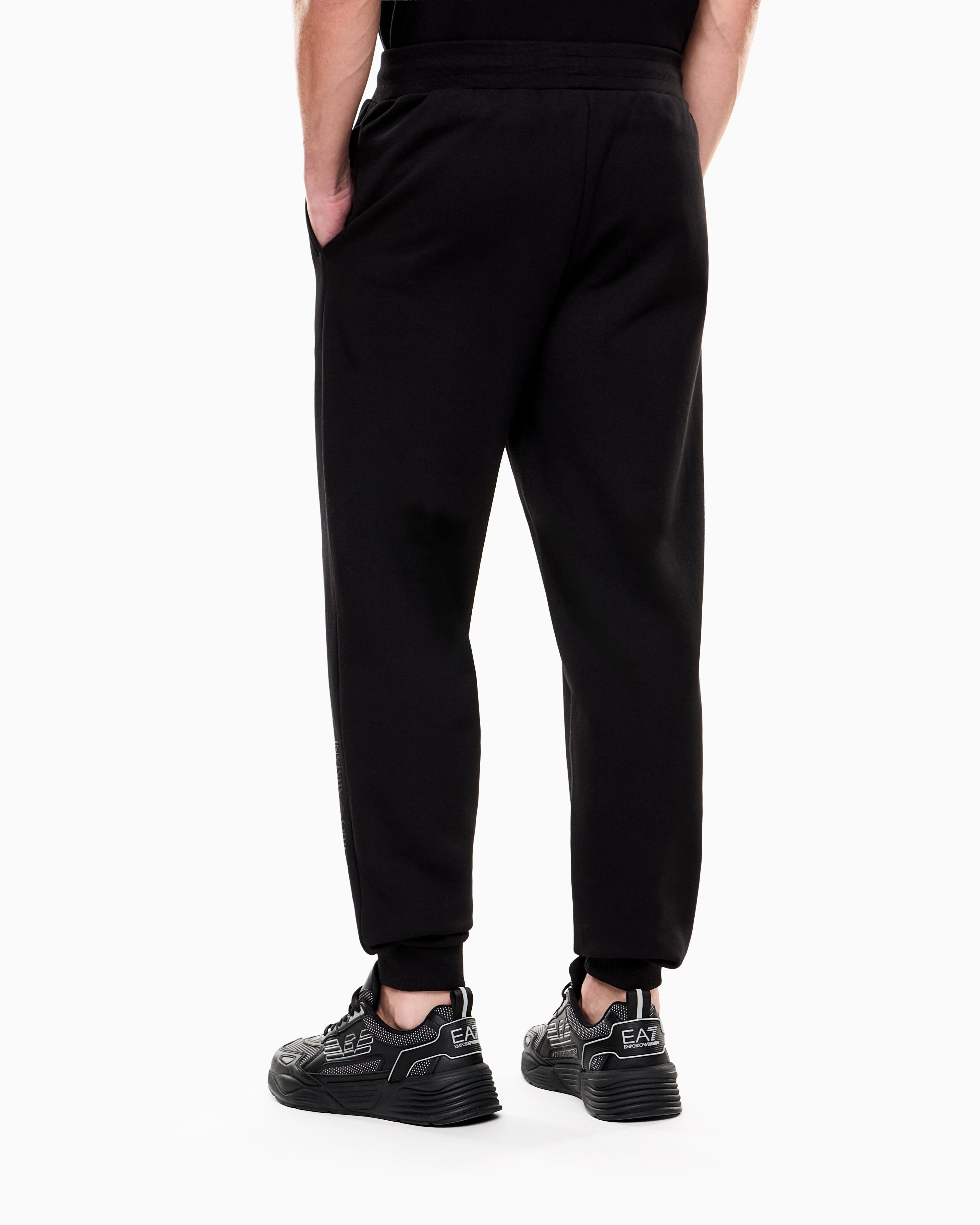 #color_black