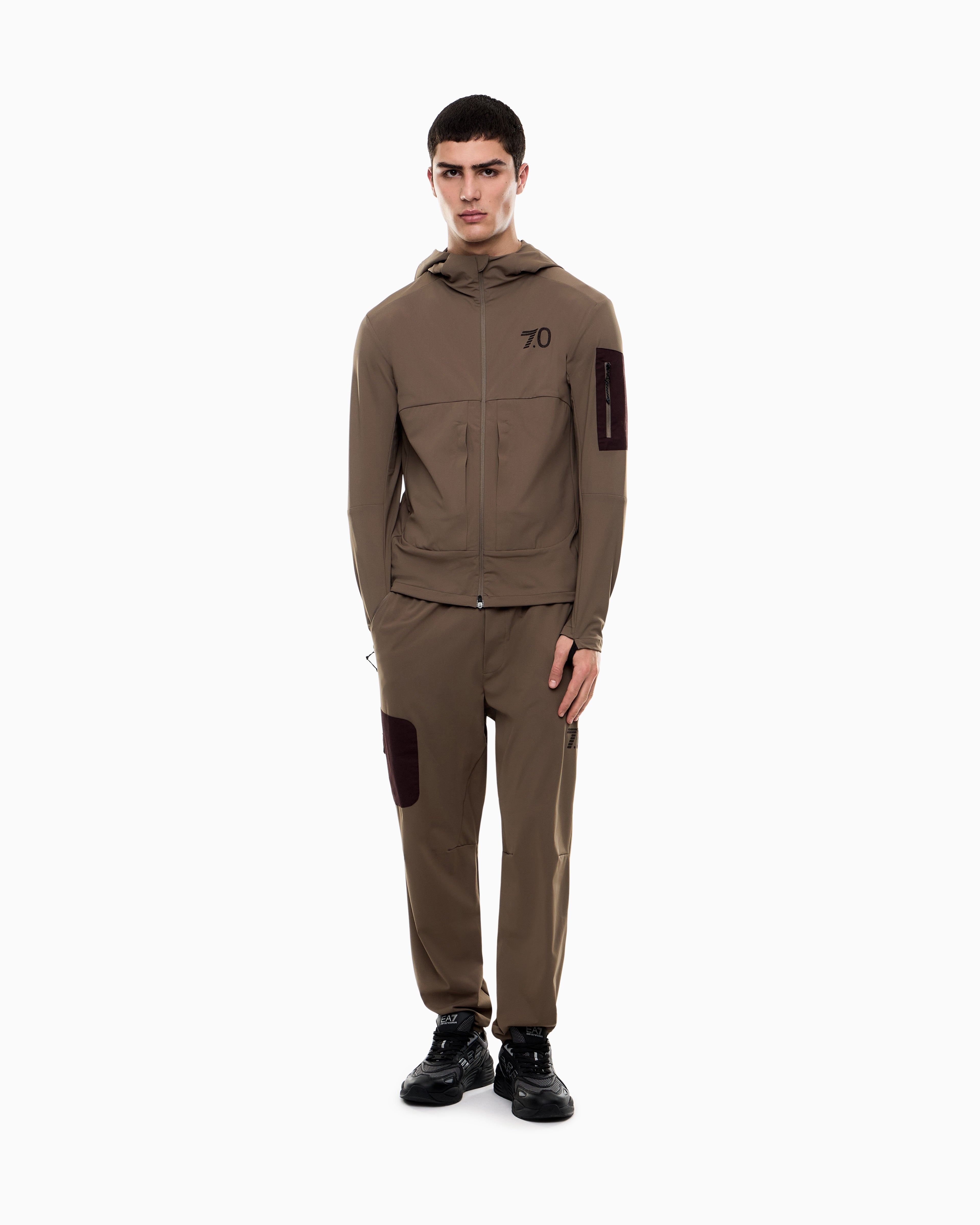 #color_brown