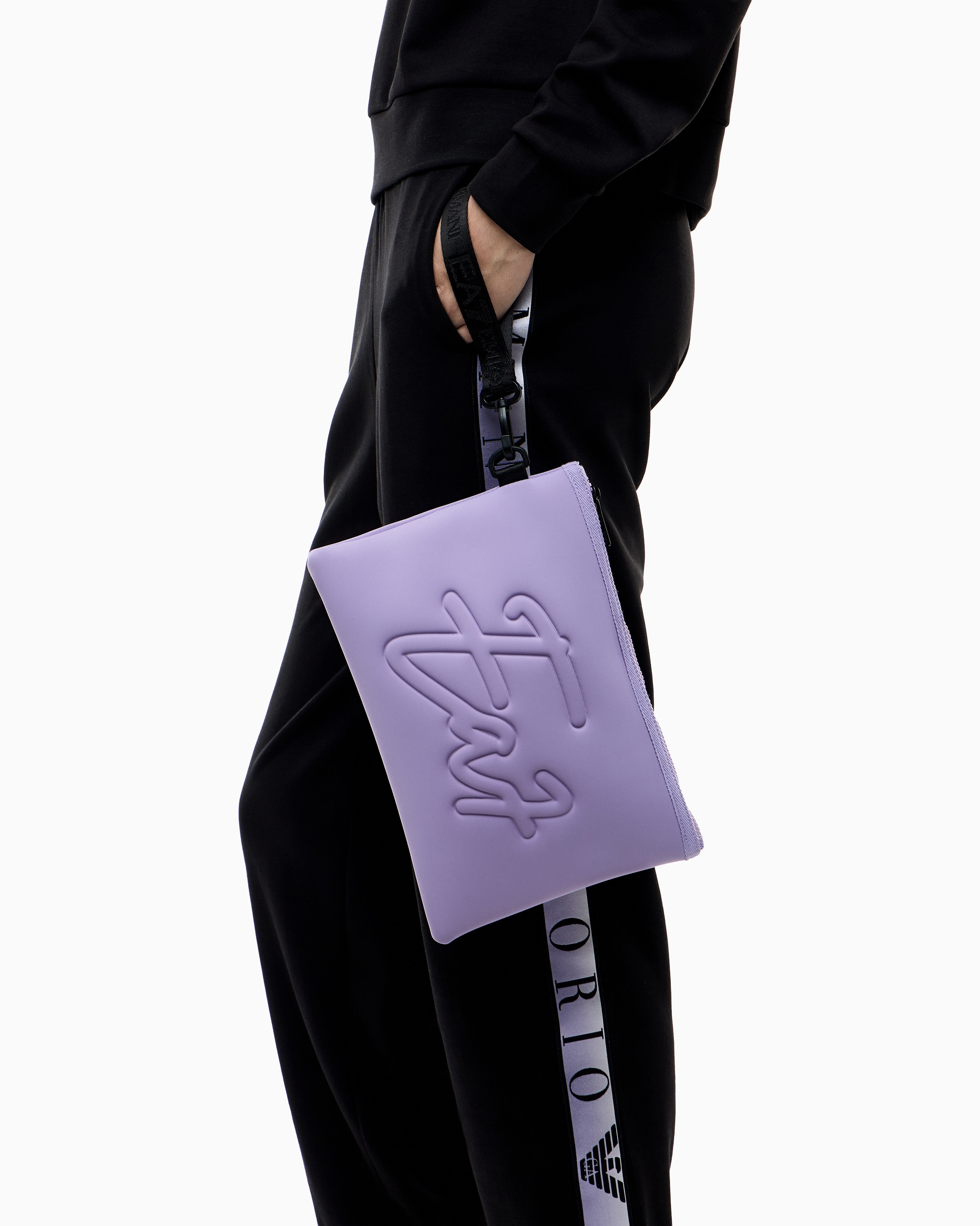 EA7 Neoprene pouch