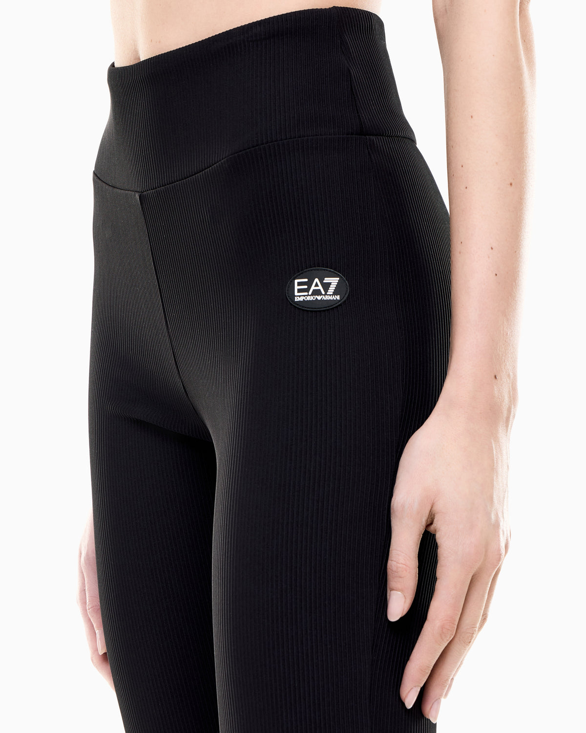 EA7 Dynamic Athlete leggings in VIGOR7 technical fabric