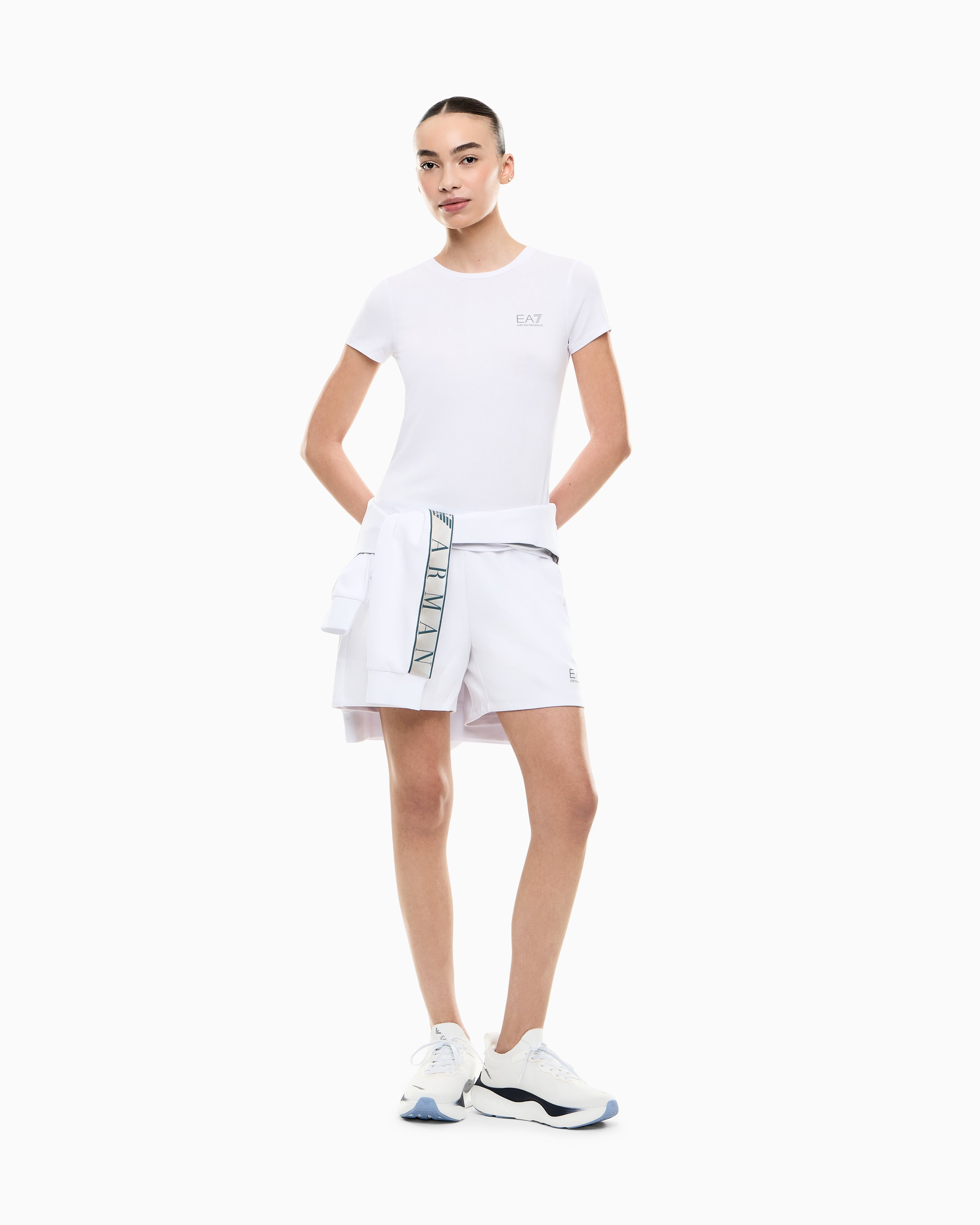 #color_white