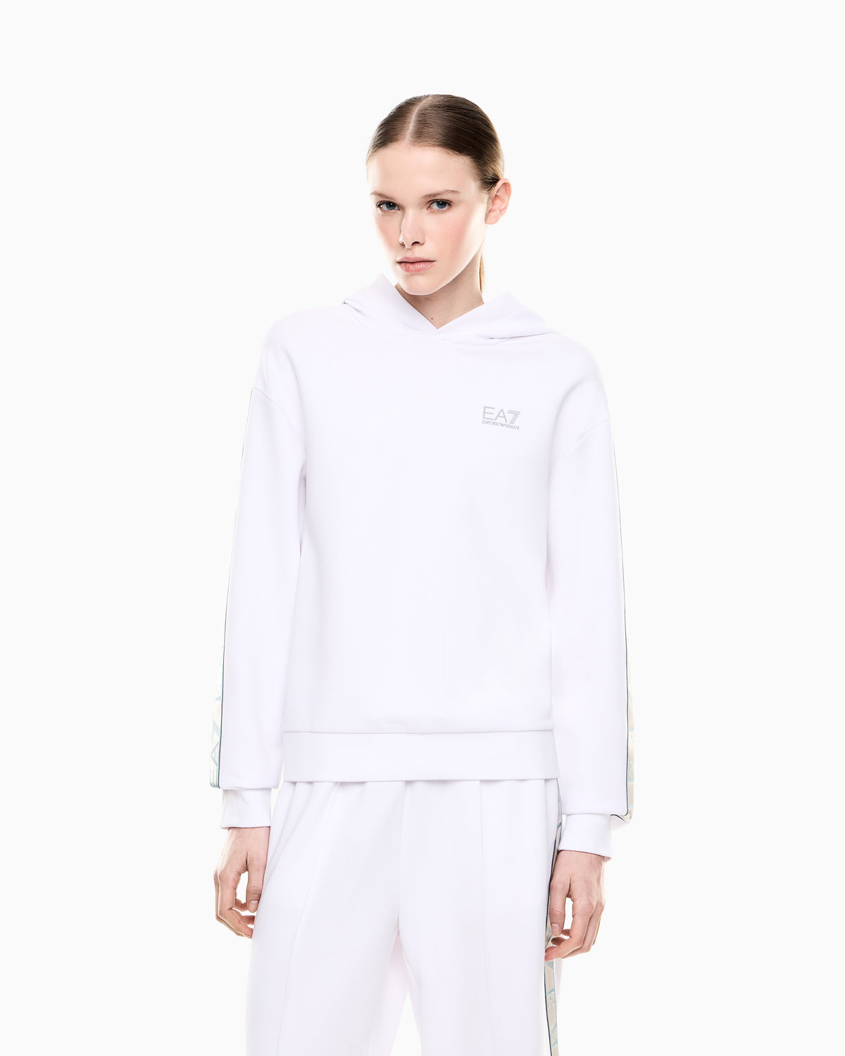 EA7 Dynamic Athlete hooded sweatshirt in Natural VENTUS7 technical fabric