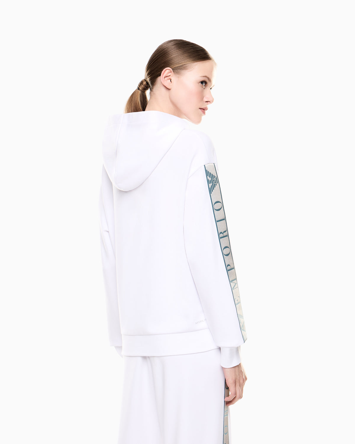 EA7 Dynamic Athlete hooded sweatshirt in Natural VENTUS7 technical fabric