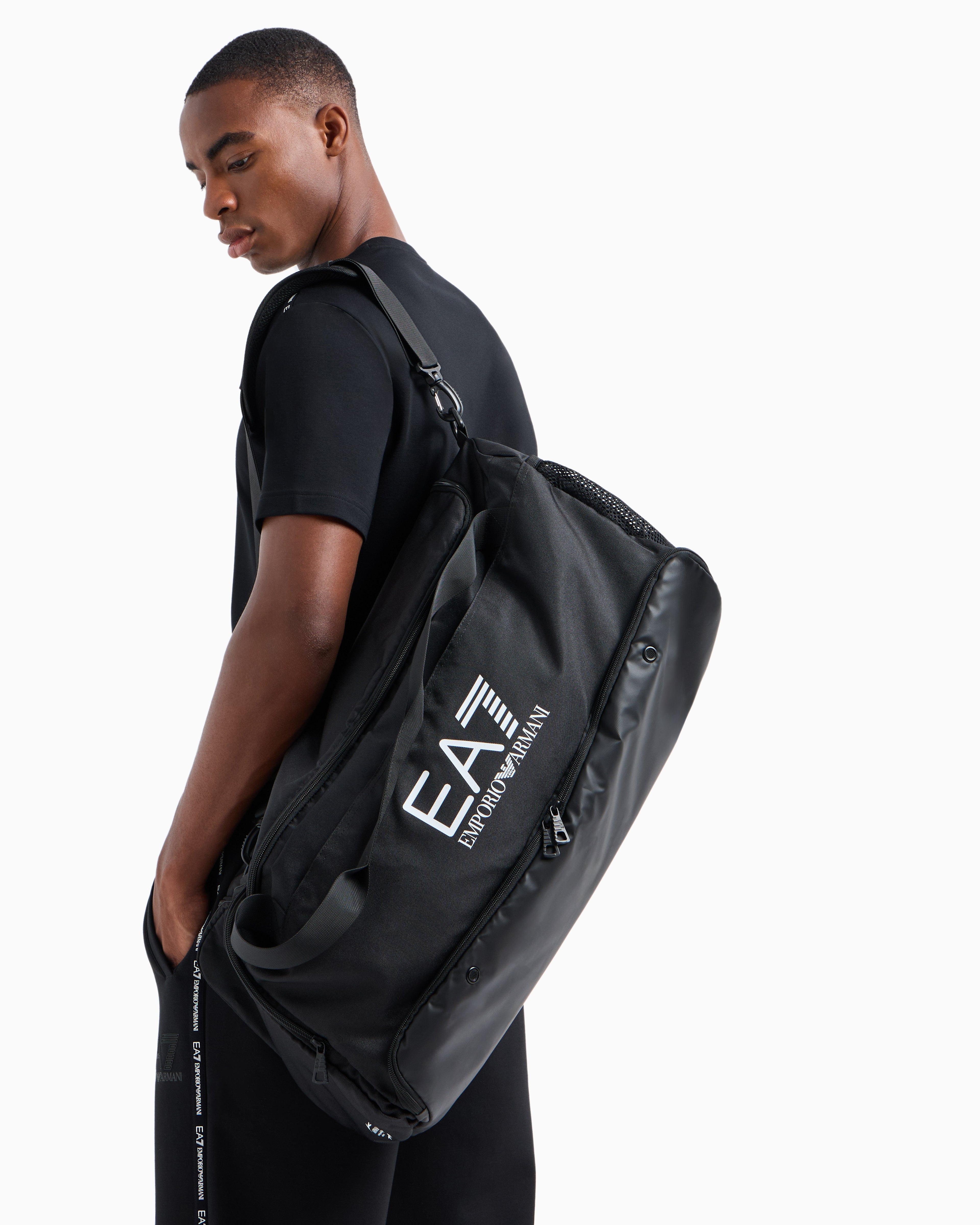 EA7 Duffel bag in technical fabric with a shoe pocket Ls
