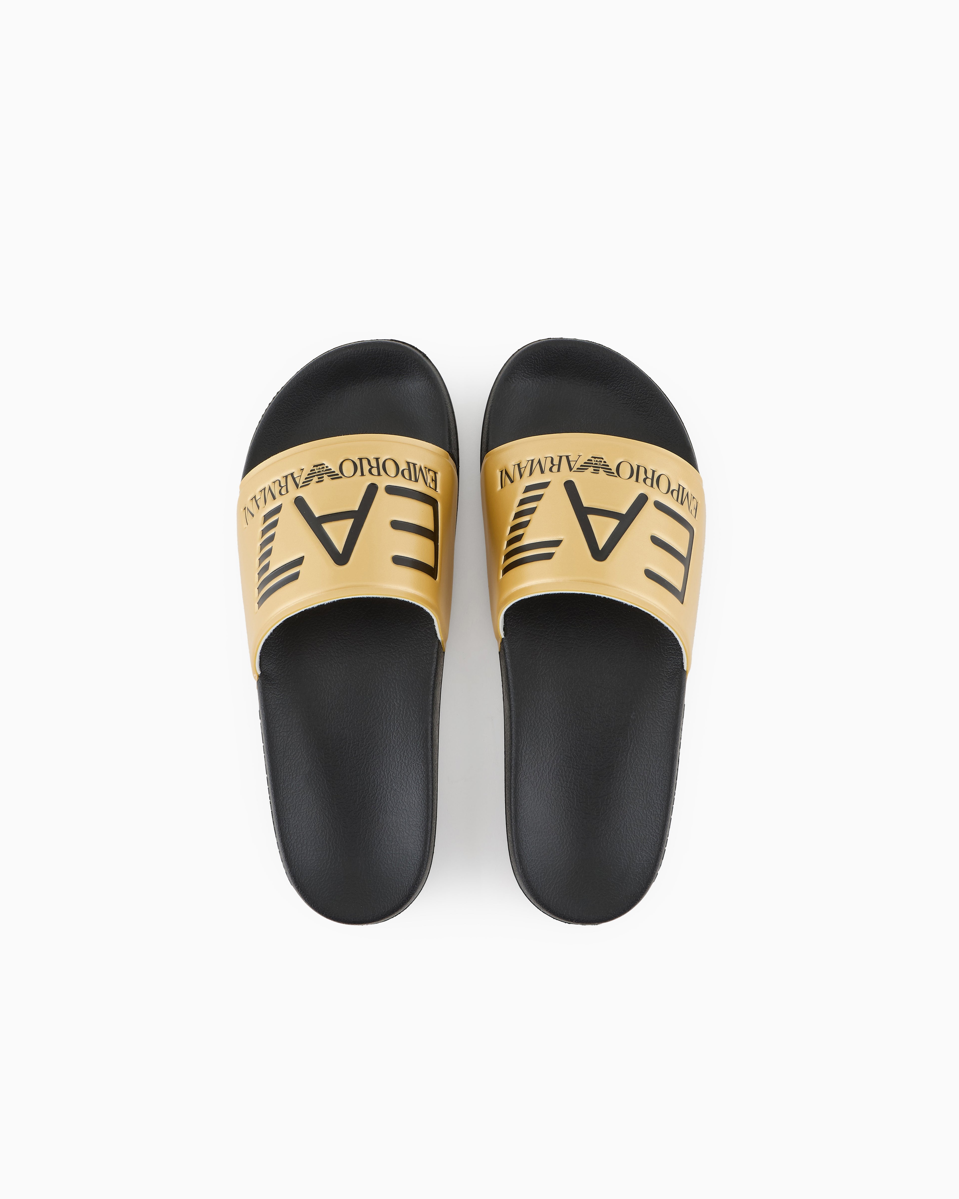EA7 Logo slides with a wide band and anti-slip rubber soles