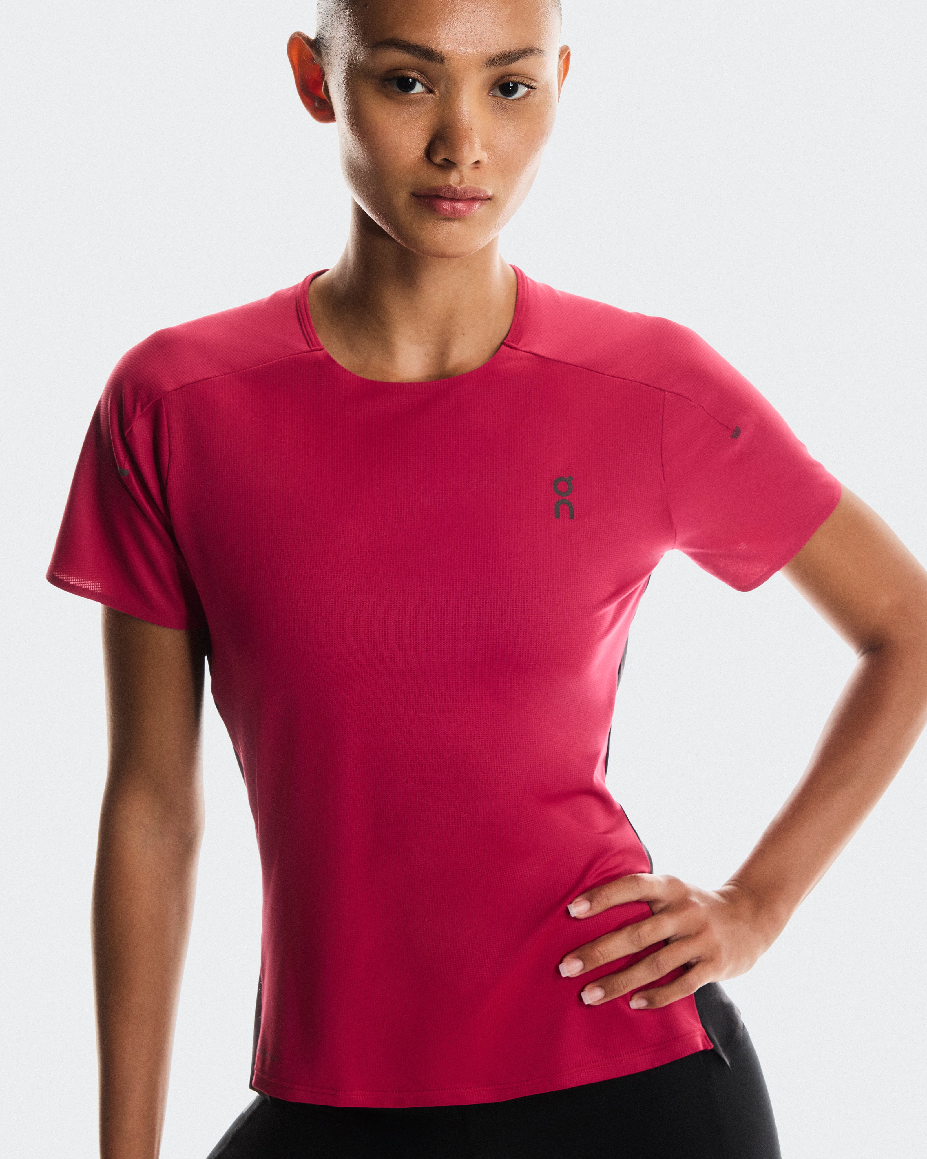 On Performance-T Grenadine | Black (Women'S)