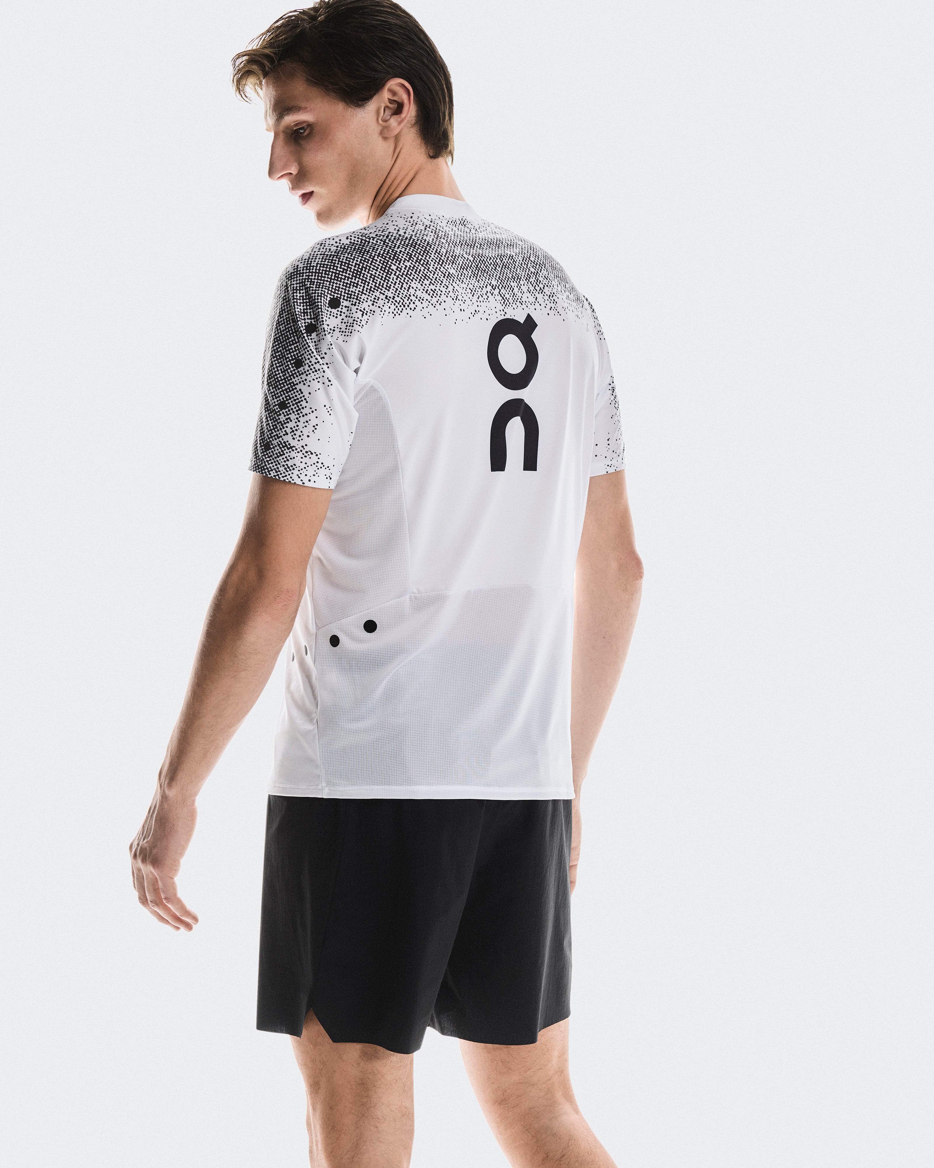 On Ultra Shorts Black