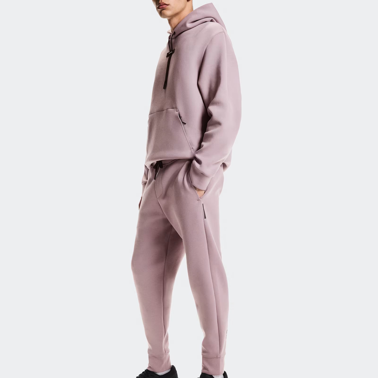 On Focus Tech Sweatpants Heron