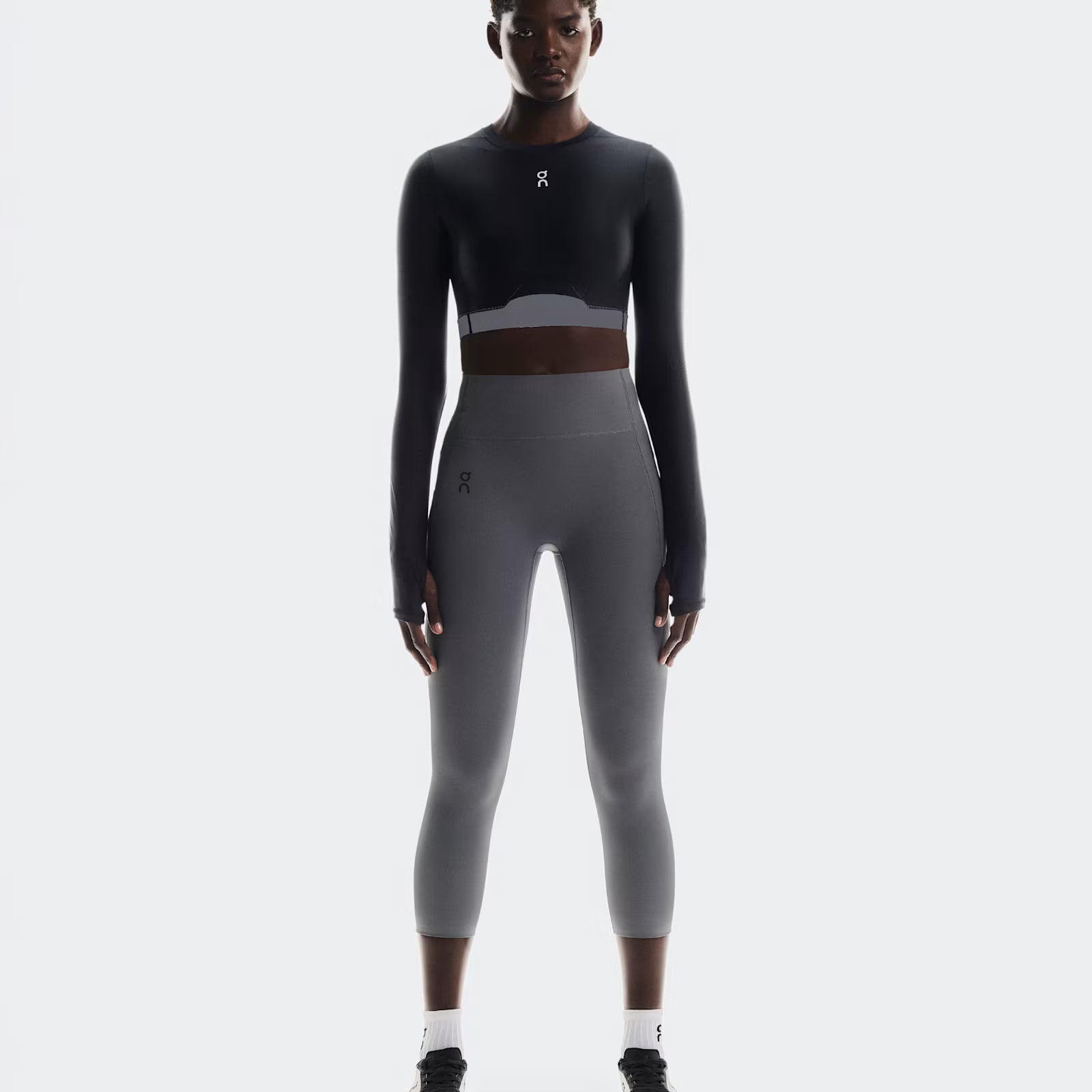 On Train Long Sleeve Crop Black (Women'S)