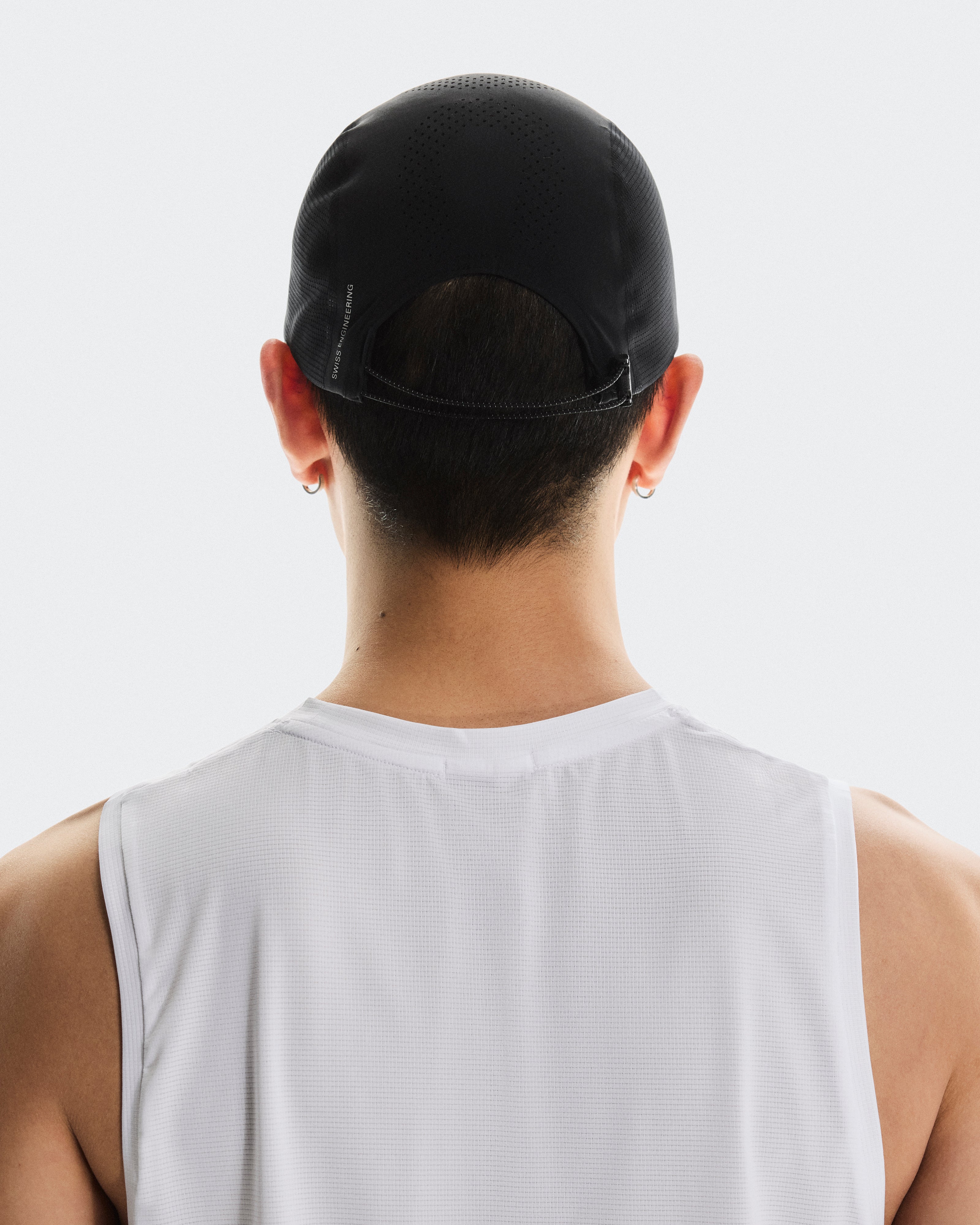On Ultra Cap Black