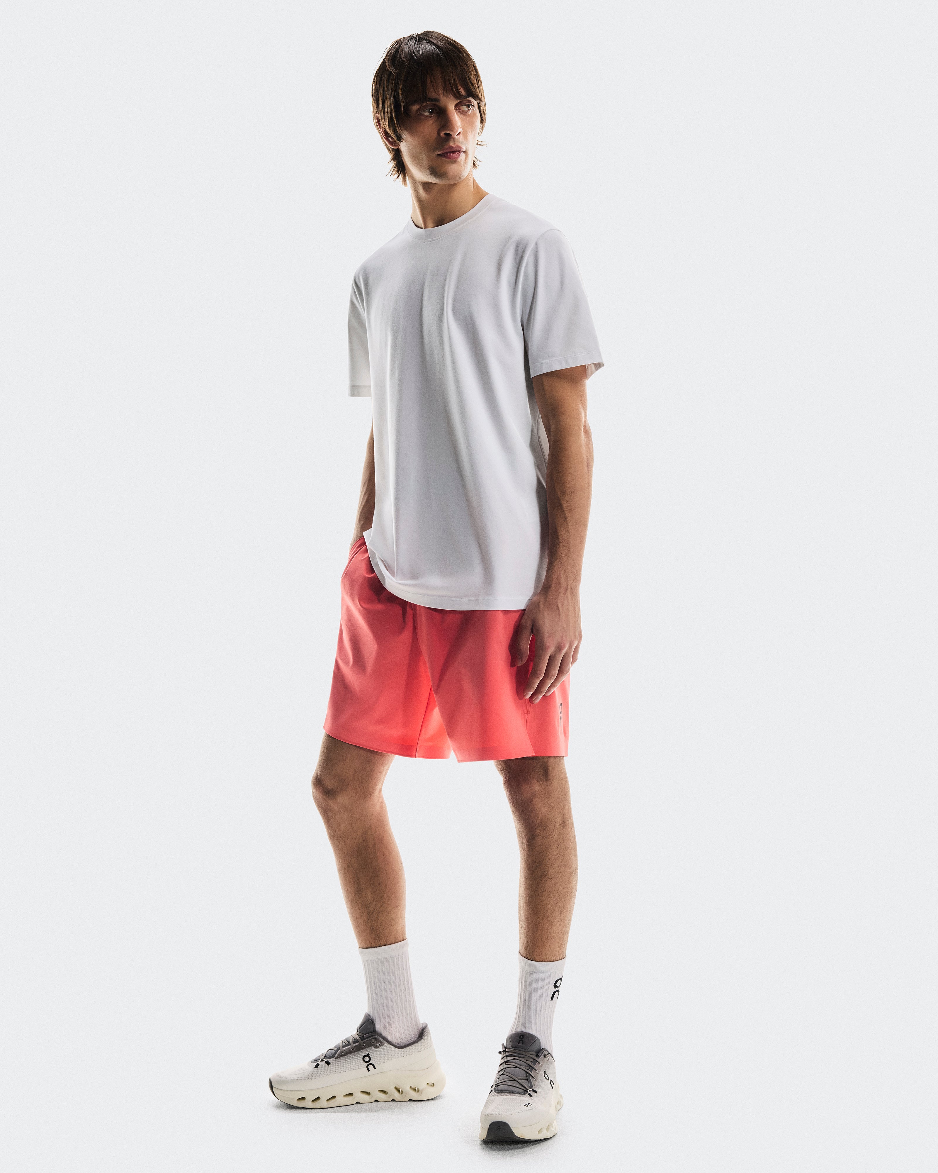 On Focus Shorts Coral