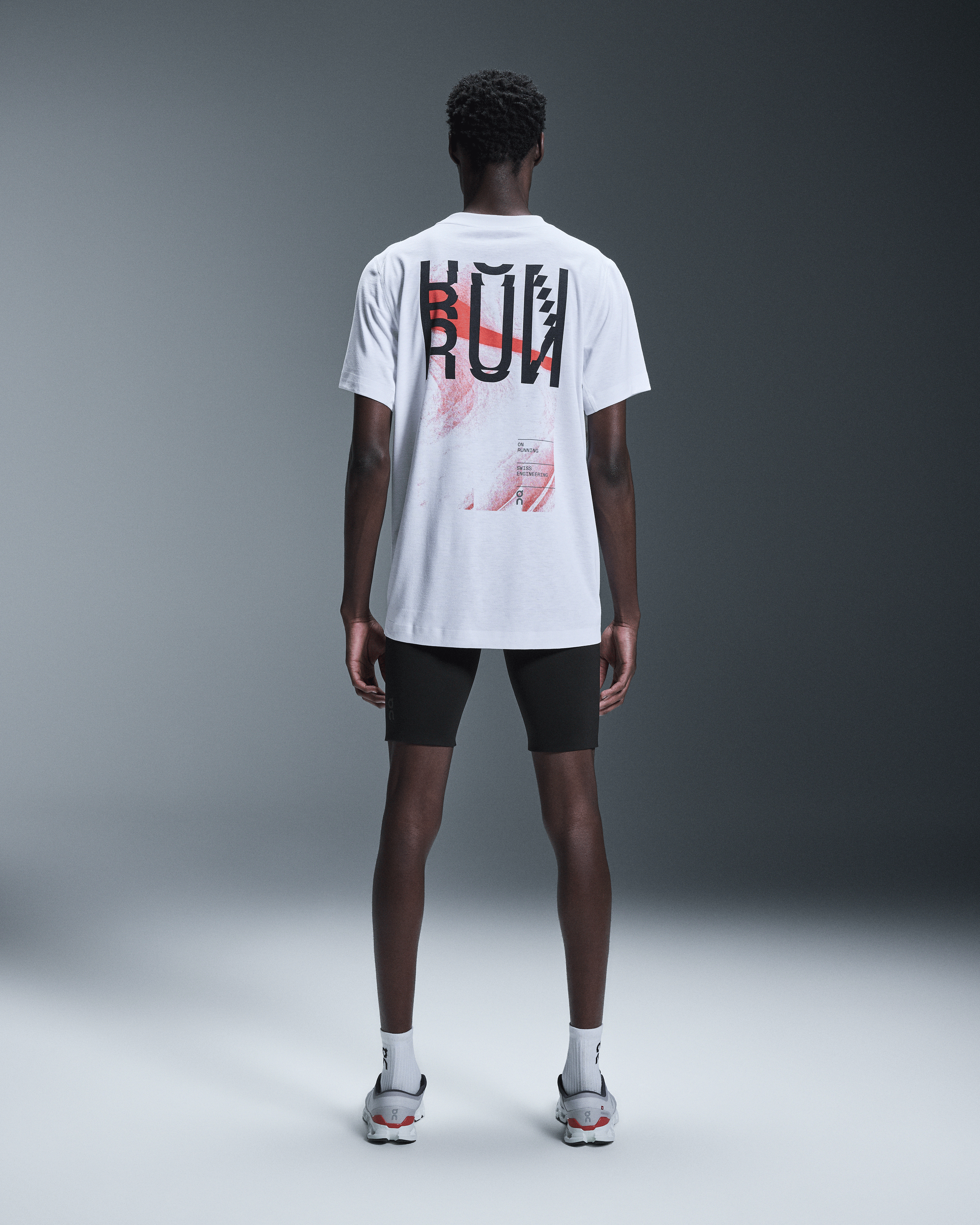 On Active-T Graphic White