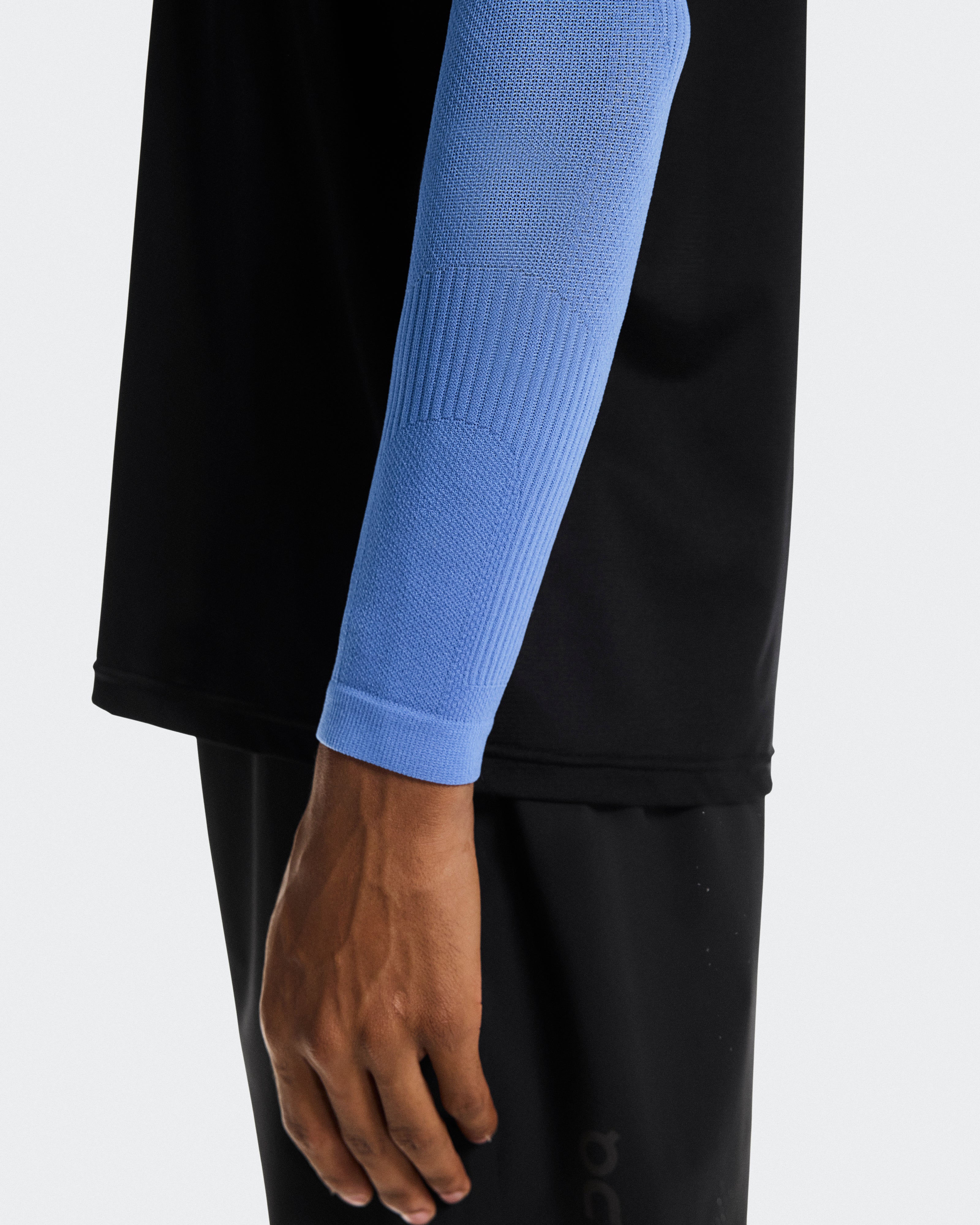 On Performance Arm Sleeves Sailor