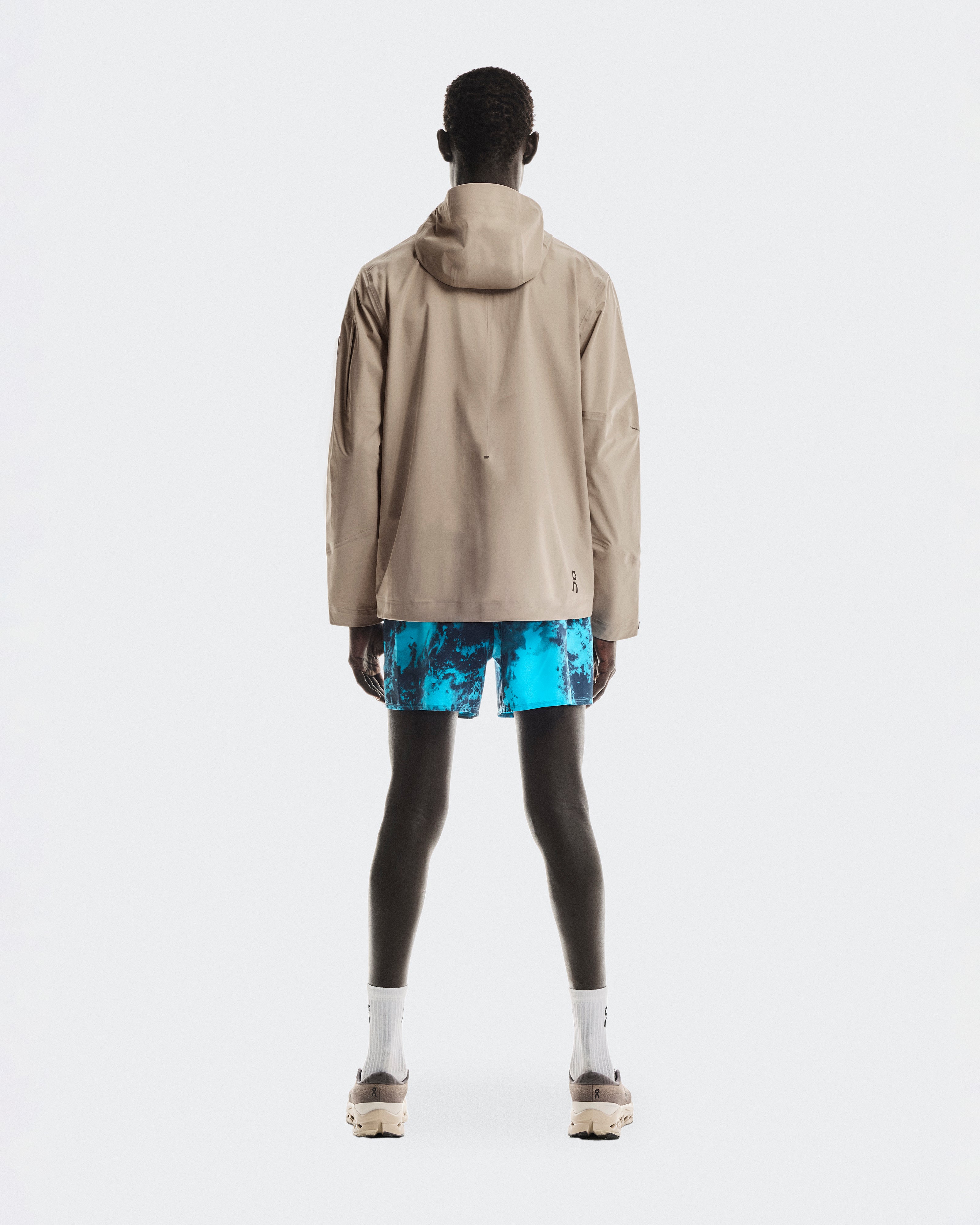 On Trek Jacket Desert