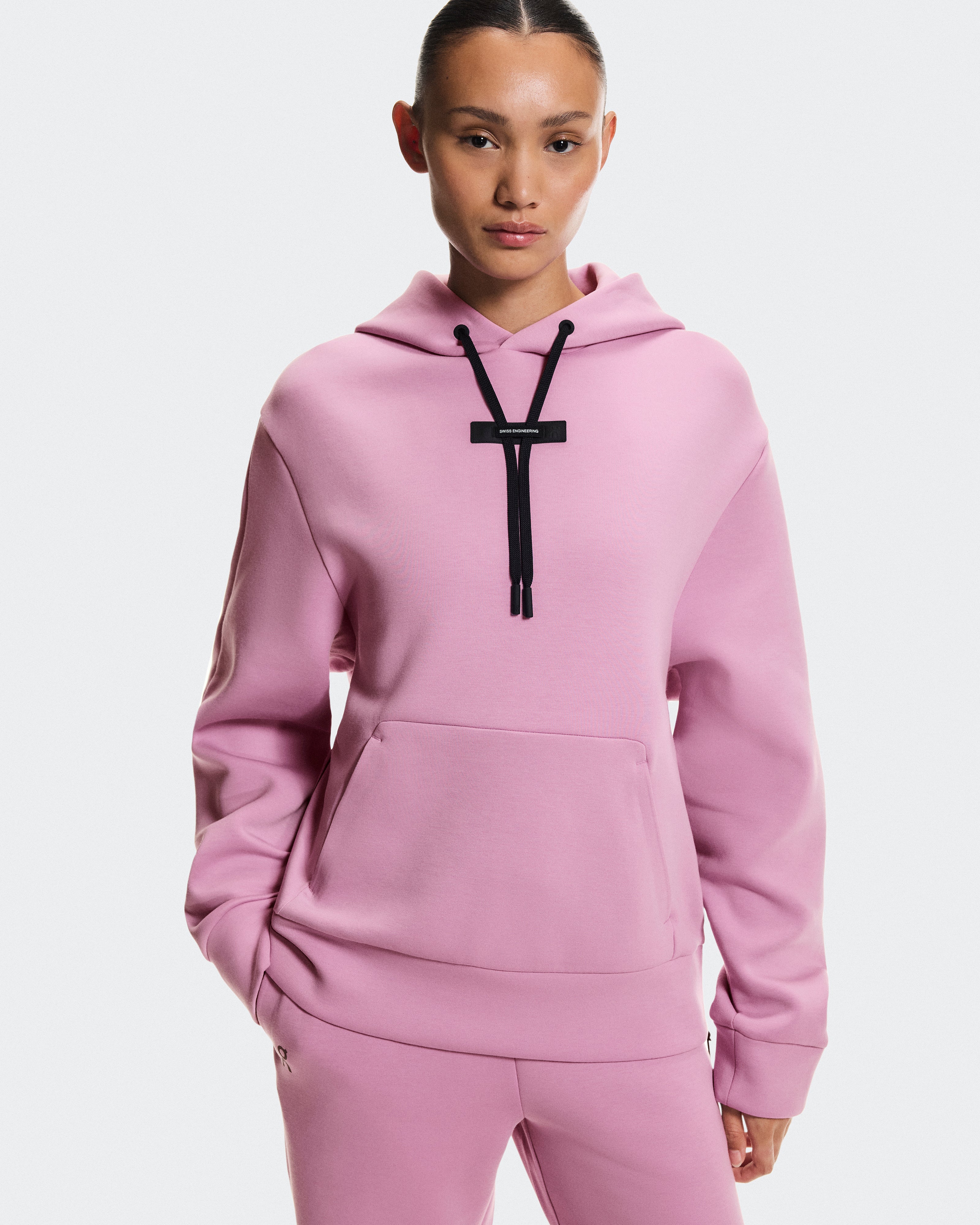 On Focus Tech Hoodie Sakura (Women'S)