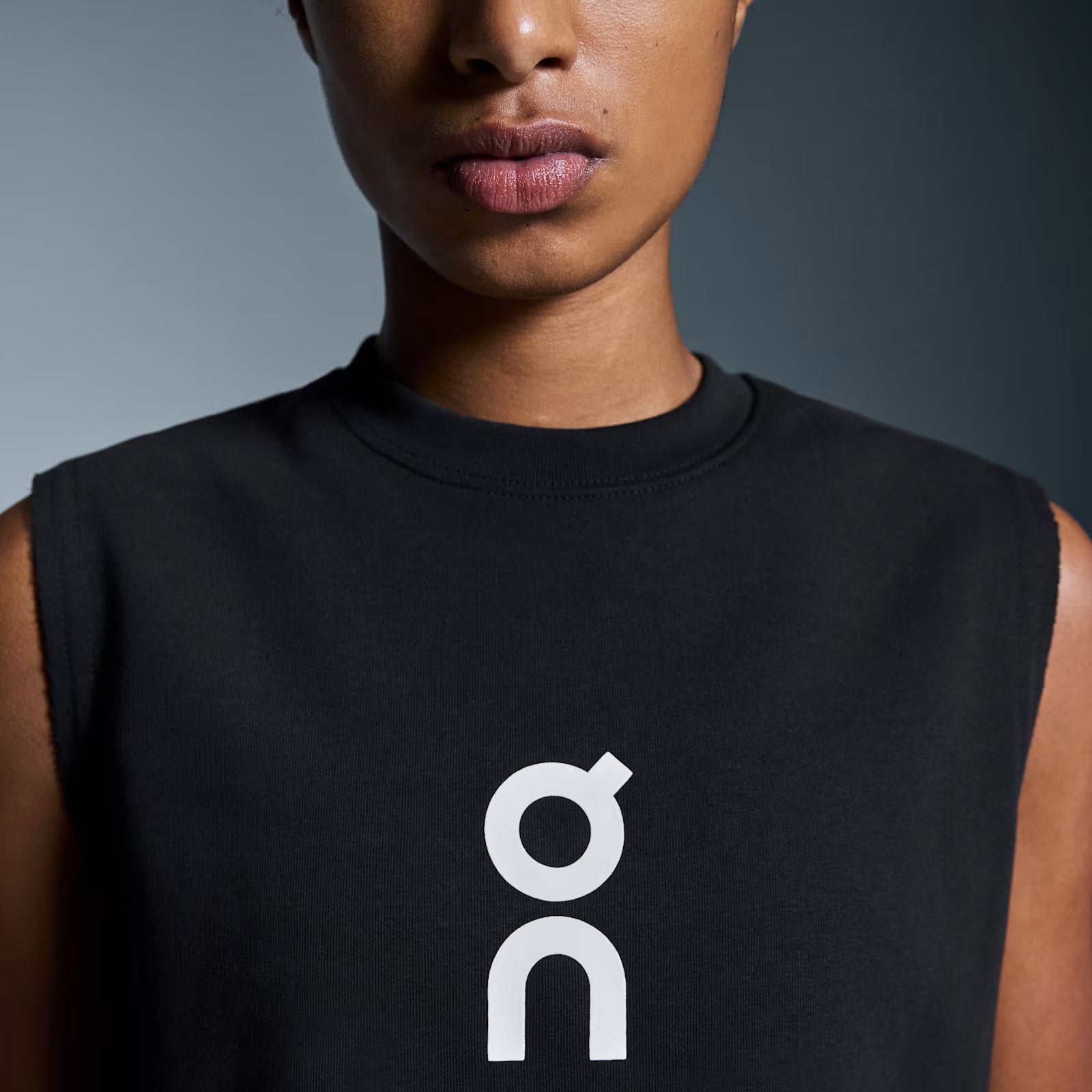 On Club Crew Crop Black (Women'S)