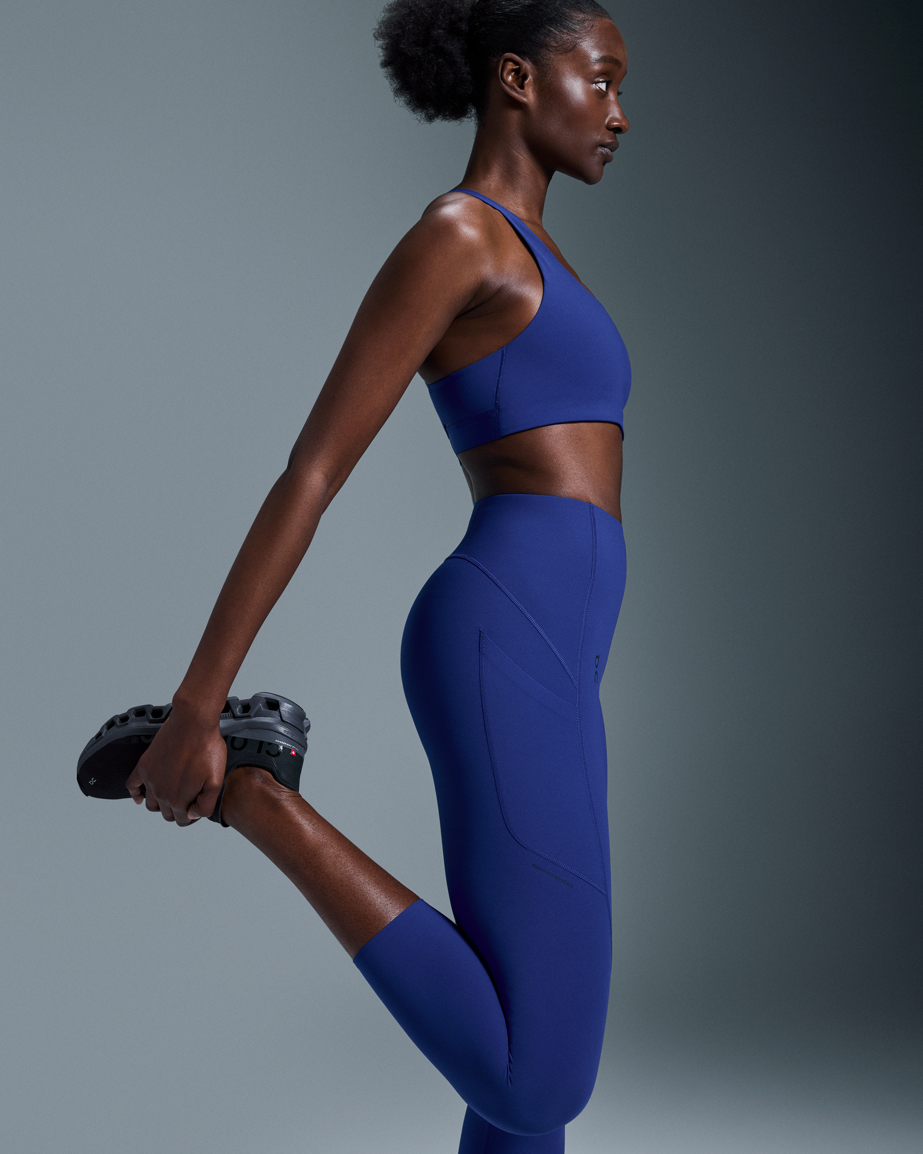 On Movement 3/4 Tights Indigo (Women'S)