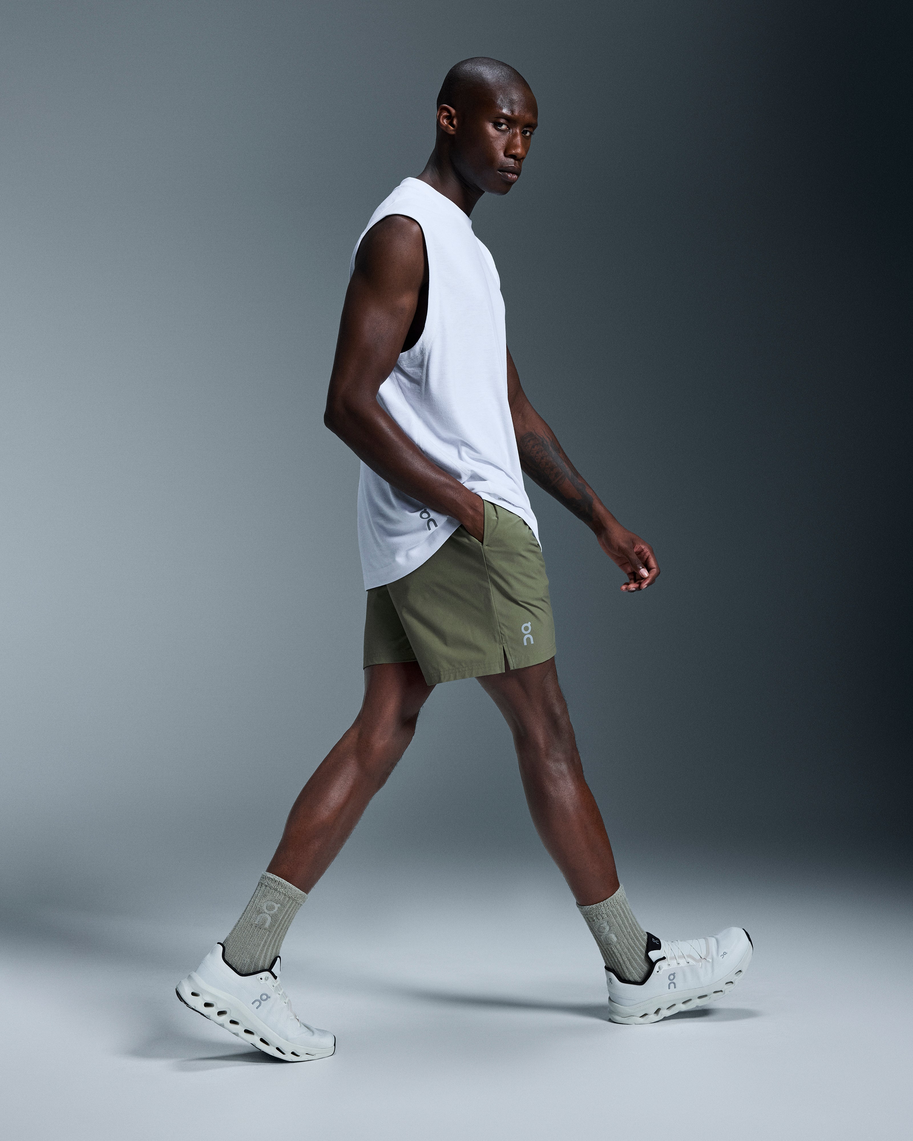 On 7" Core Shorts Taiga