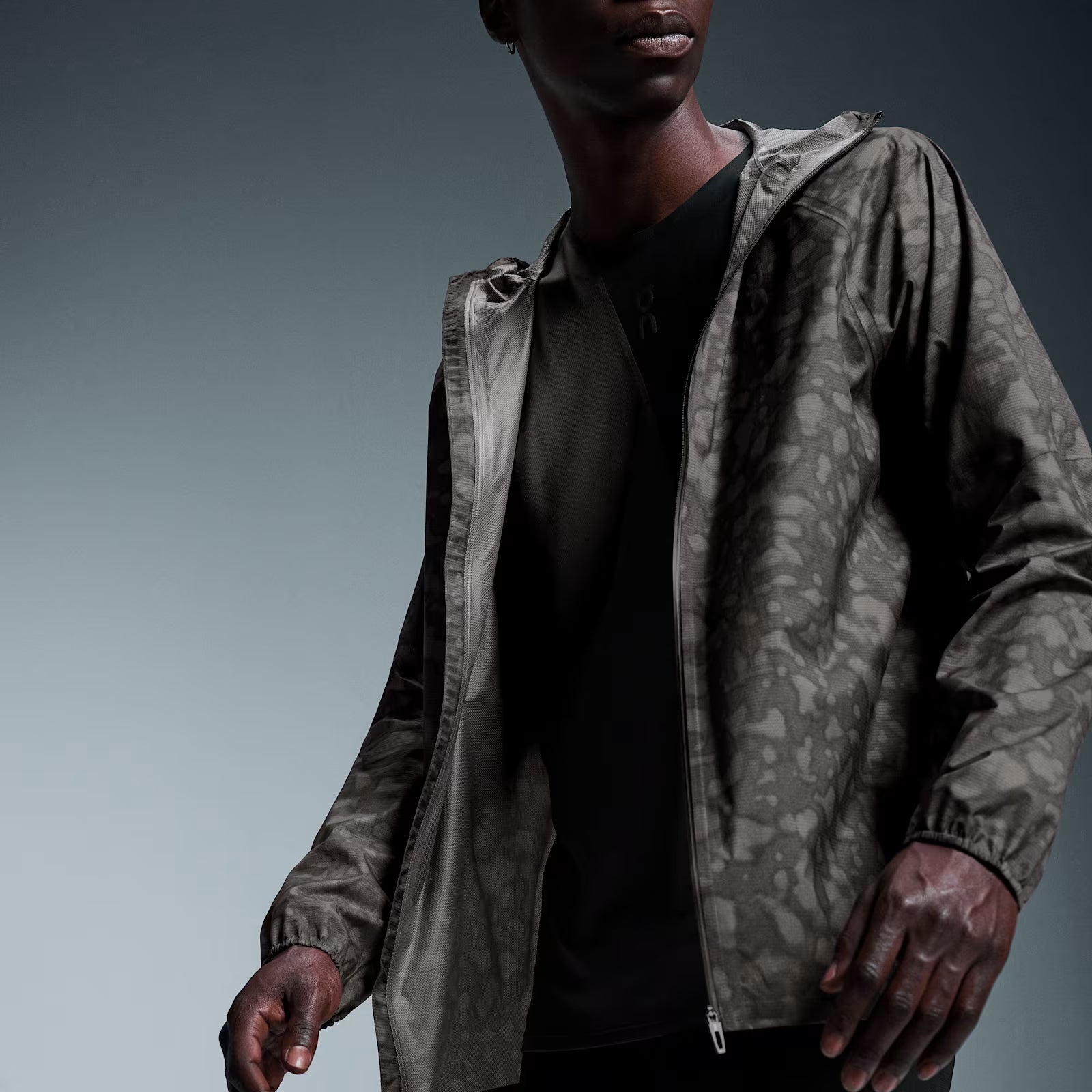 On Ultra Jacket Eclipse
