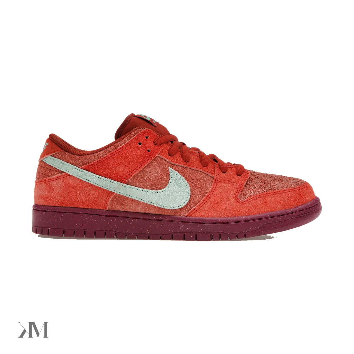 Nike SB Dunk Low Mystic Red Rosewood, side profile