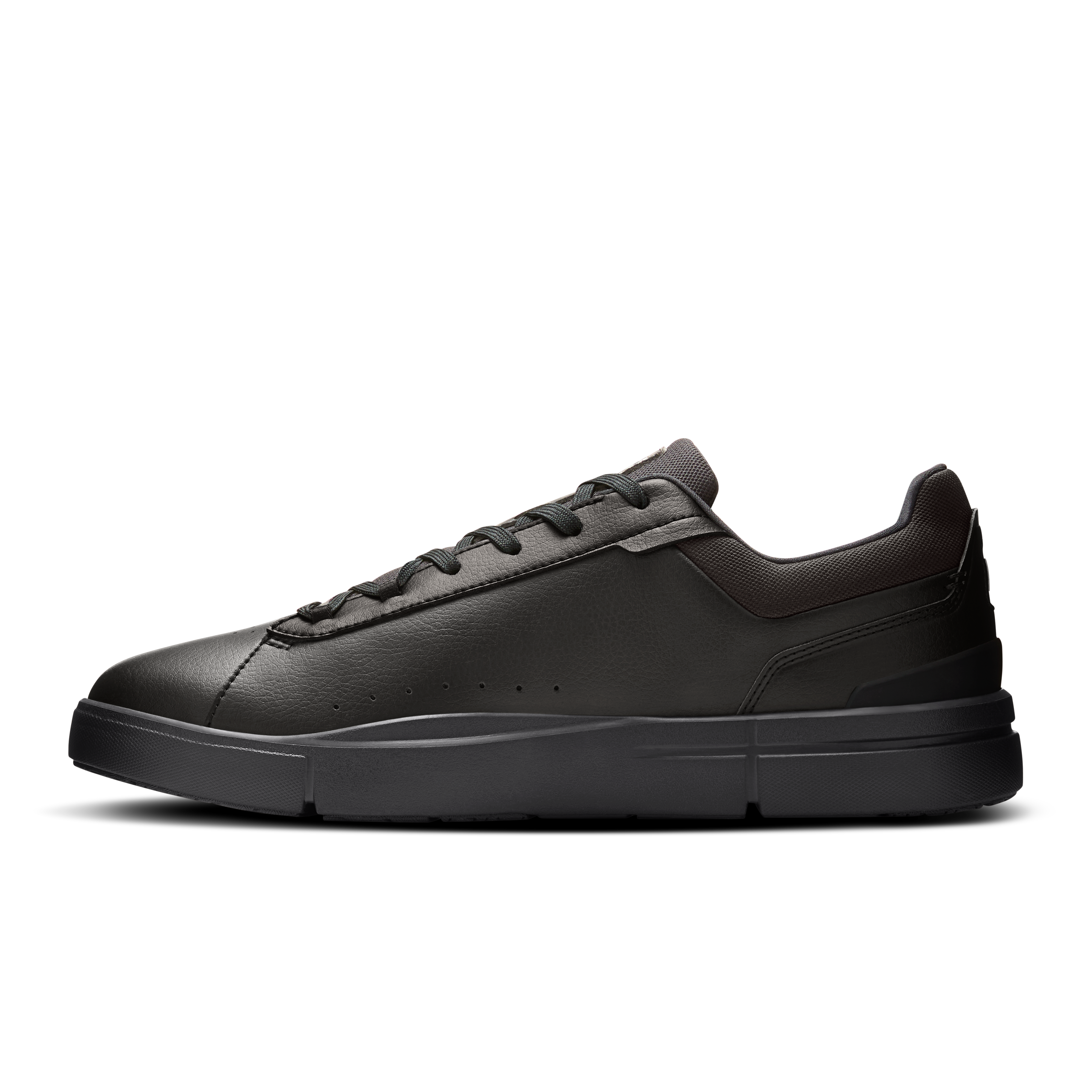 on running the roger advantage black