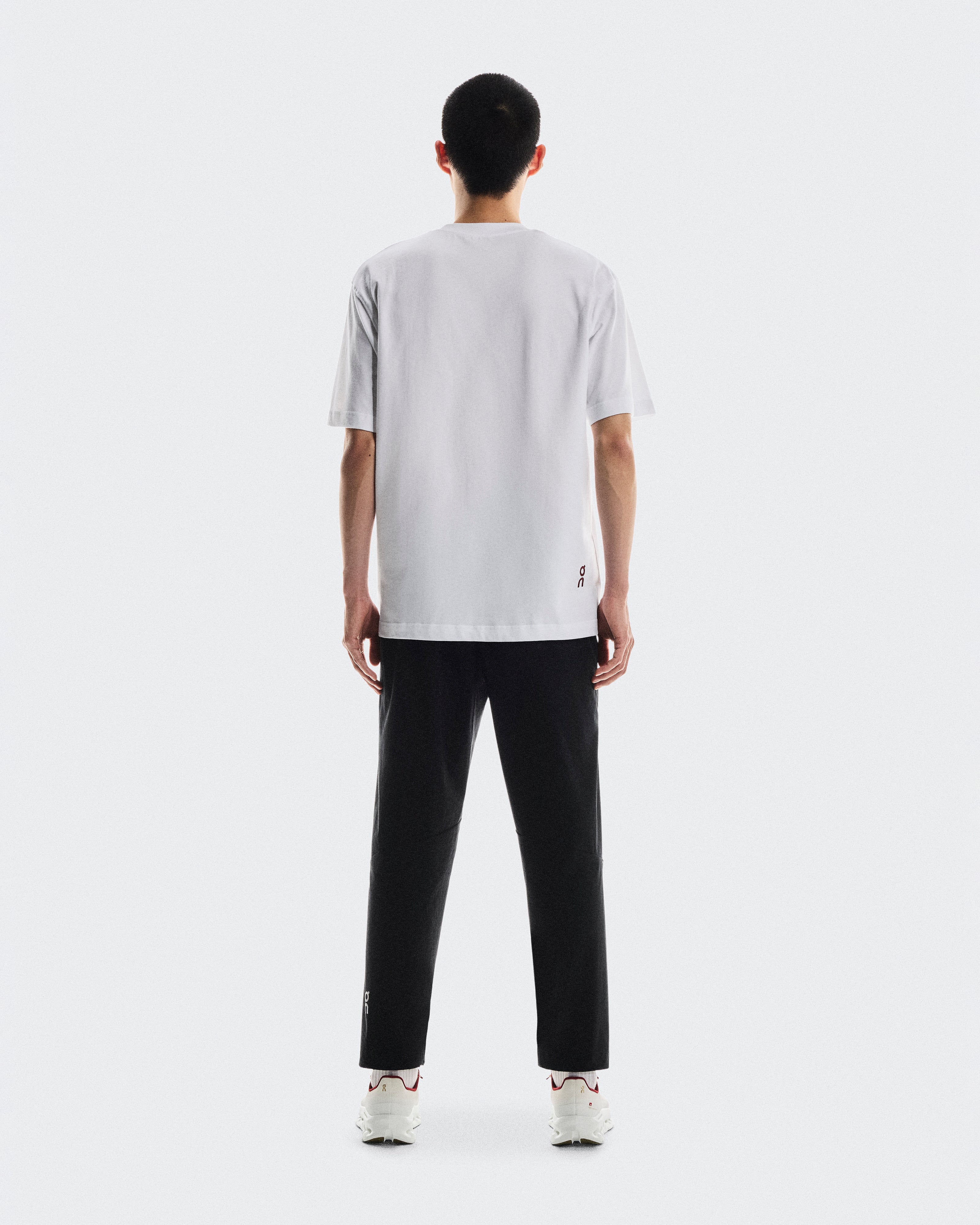 On Club-T White