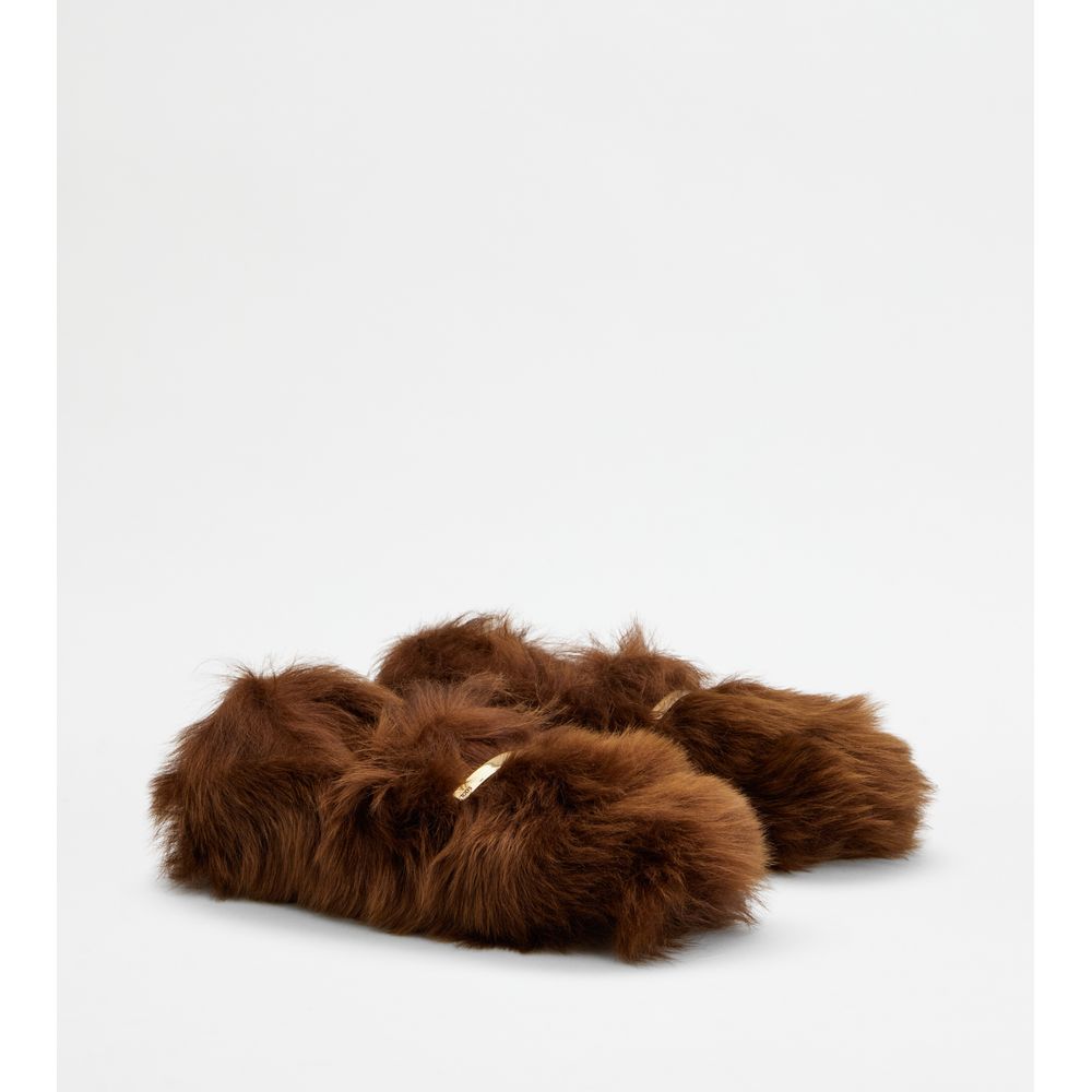 Tods Gommino Driving Shoes In Fur Brown Womens