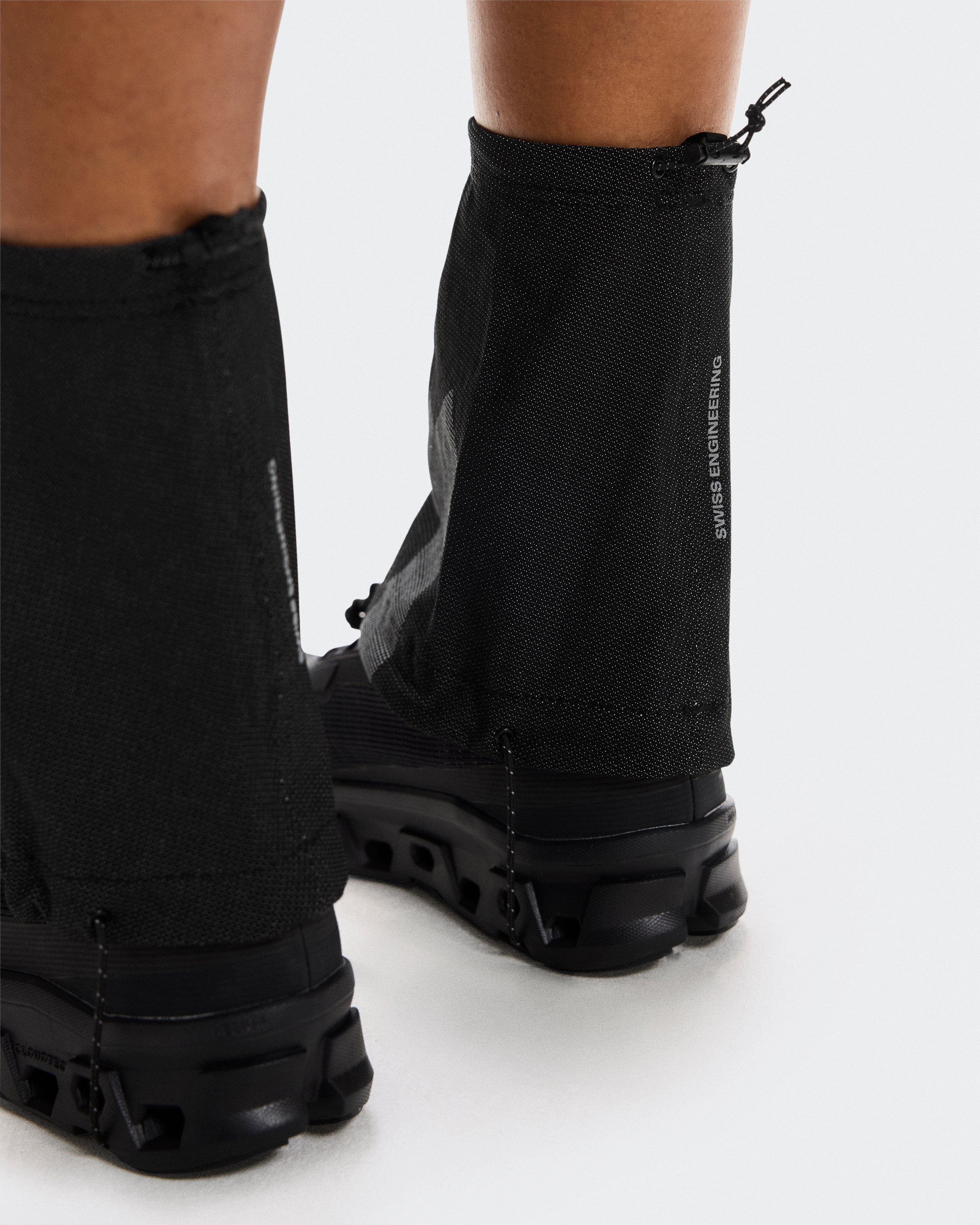 On Trail Shoe Gaiter Black