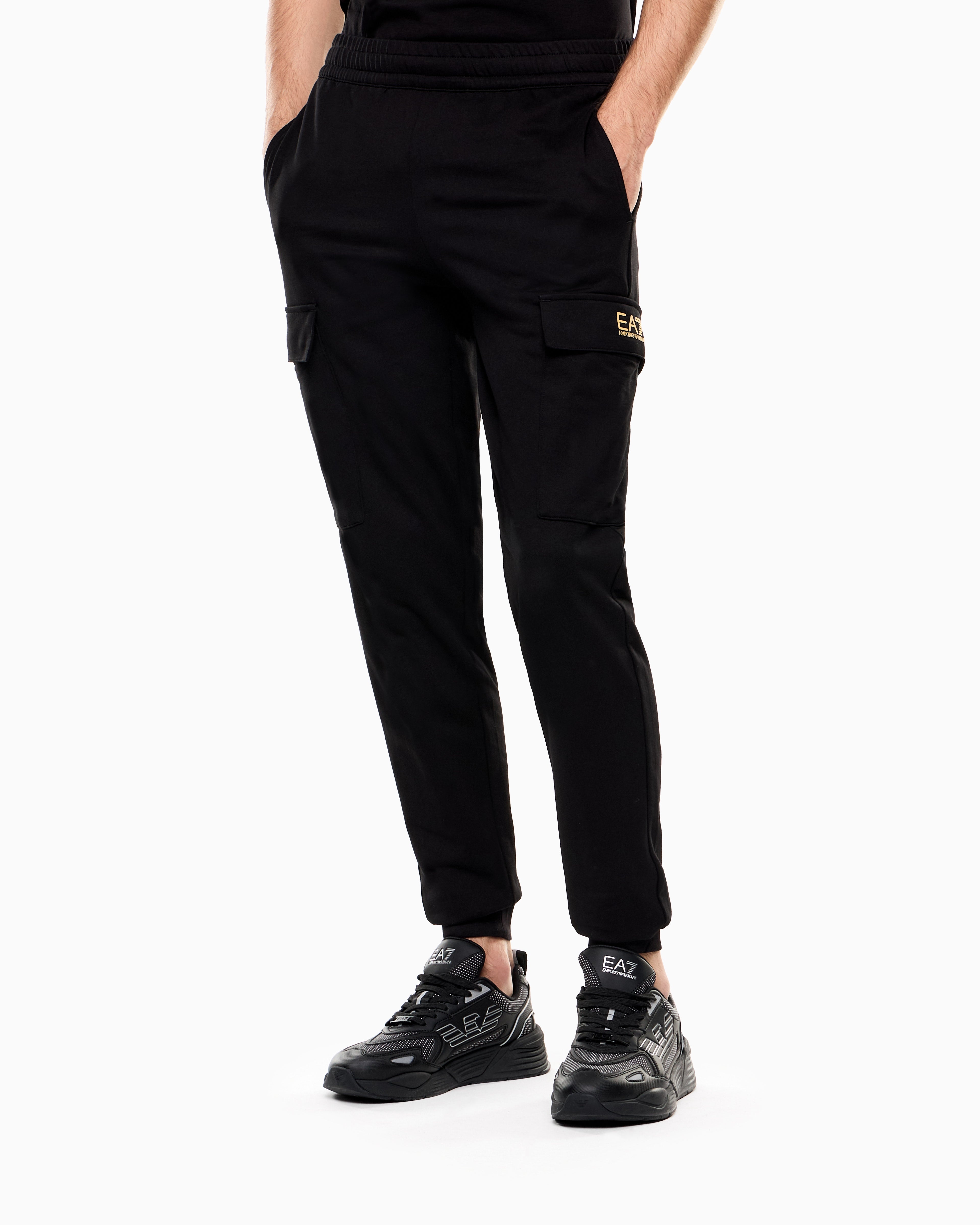 #color_black