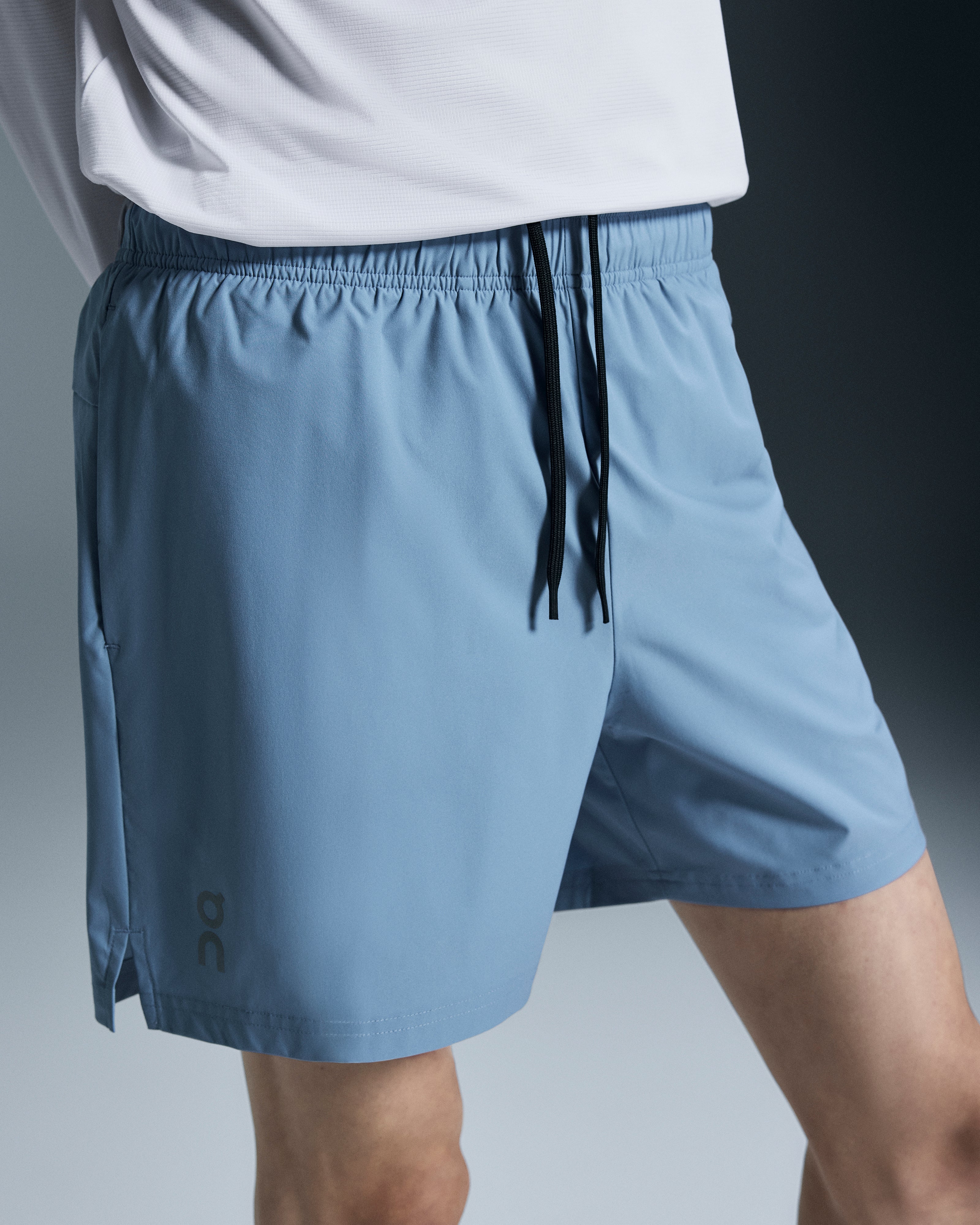 on 5" core shorts Chambray