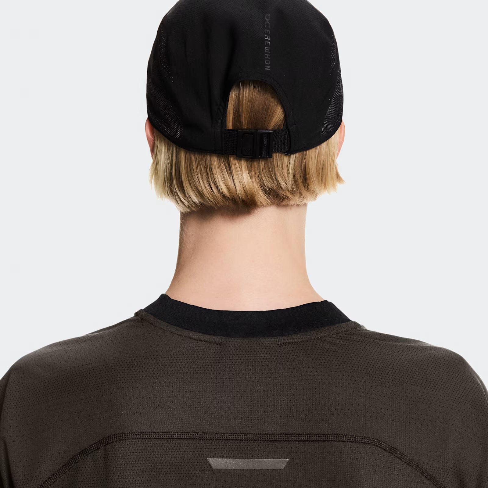 On Lightweight Cap Erewhon Black