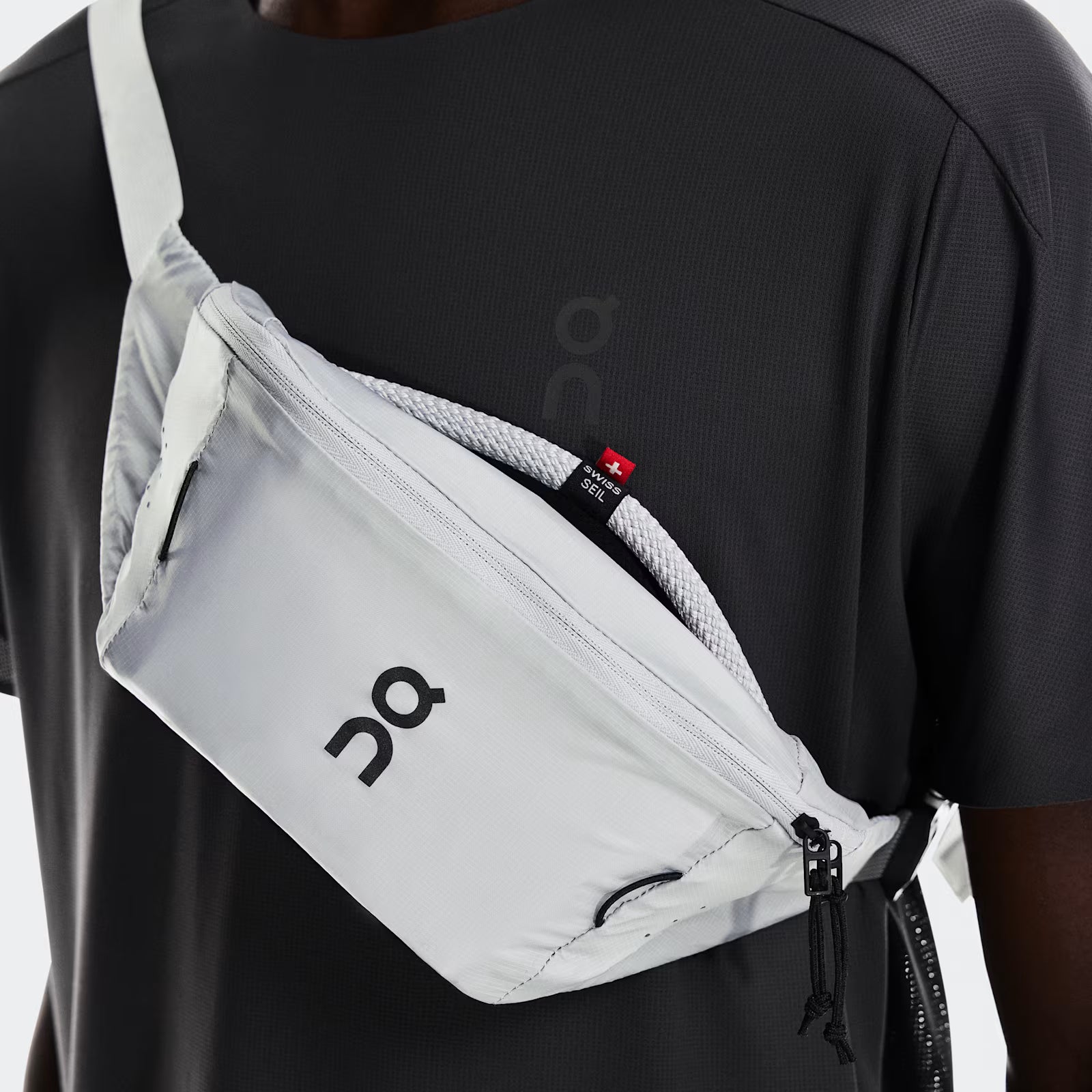 On Waist Pack 2L Lite Glacier