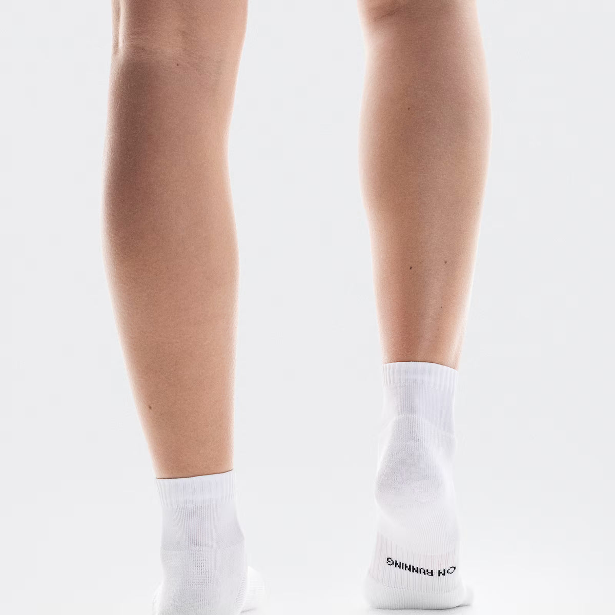 On Core Run Sock Mid 2P White