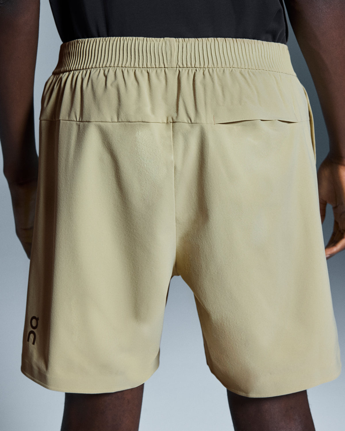 On Focus Shorts Caper