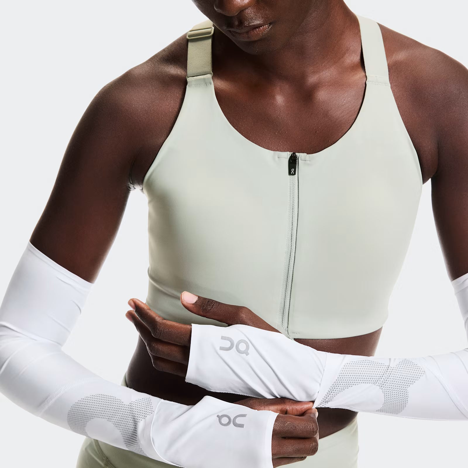 On Solar Arm Sleeves White