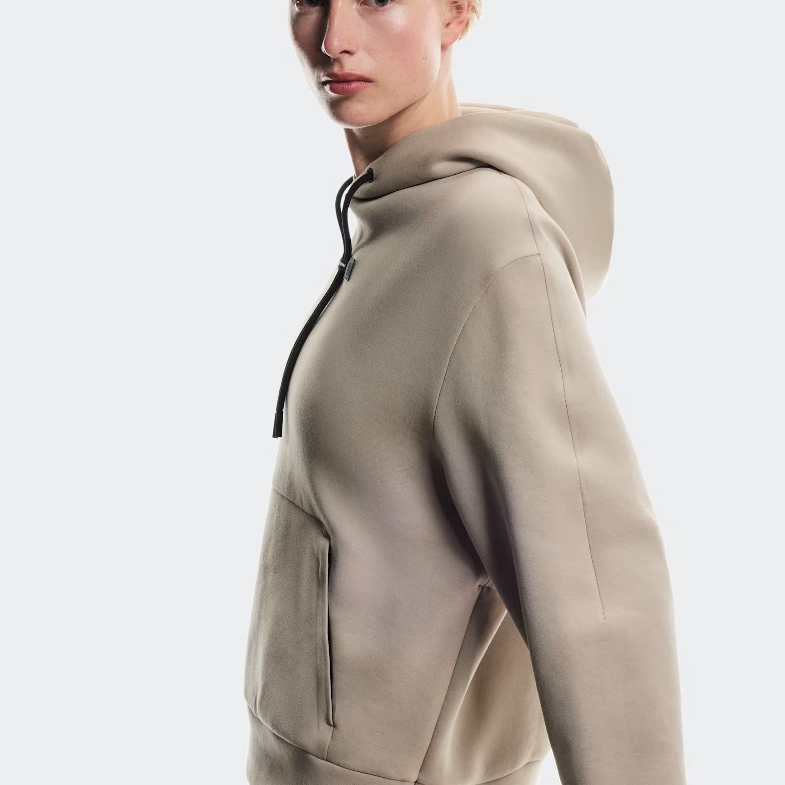 On Focus Tech Hoodie Desert (Women'S)