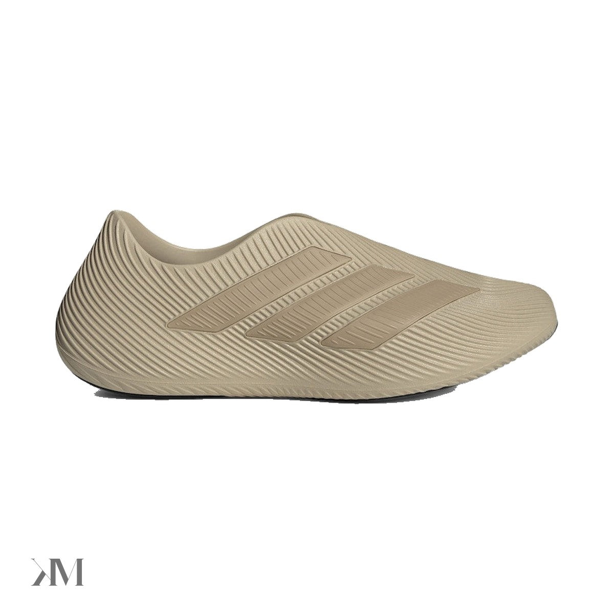 Adidas Purechill Runner Khaki Three side profile view, khaki mesh upper with gold Adidas branding