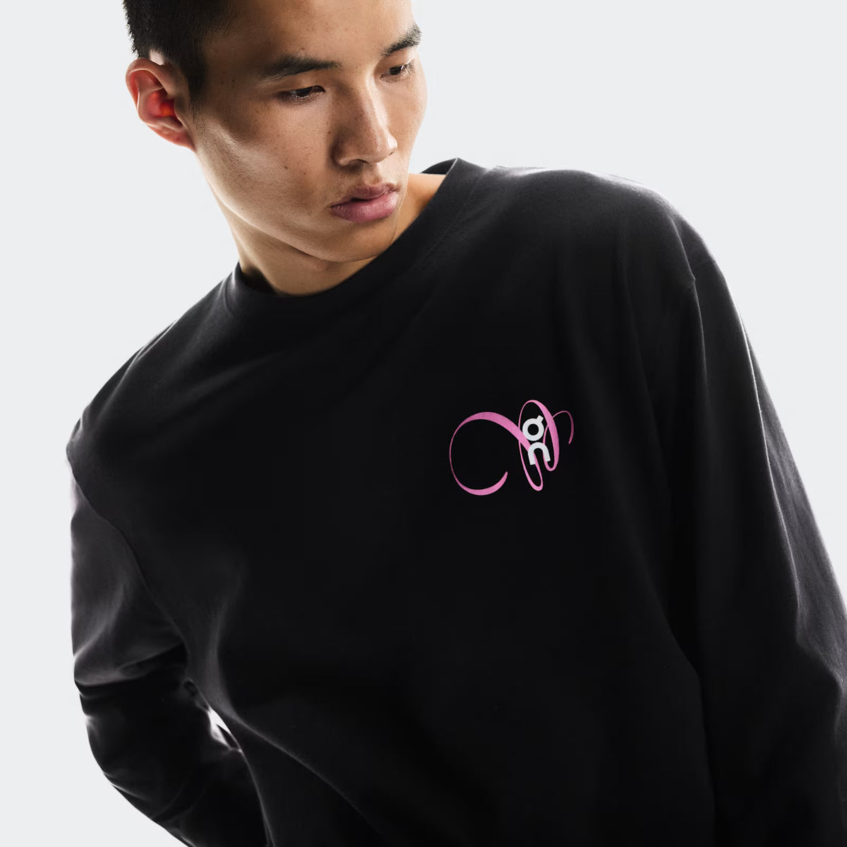 On Club Long-T Graphic Black