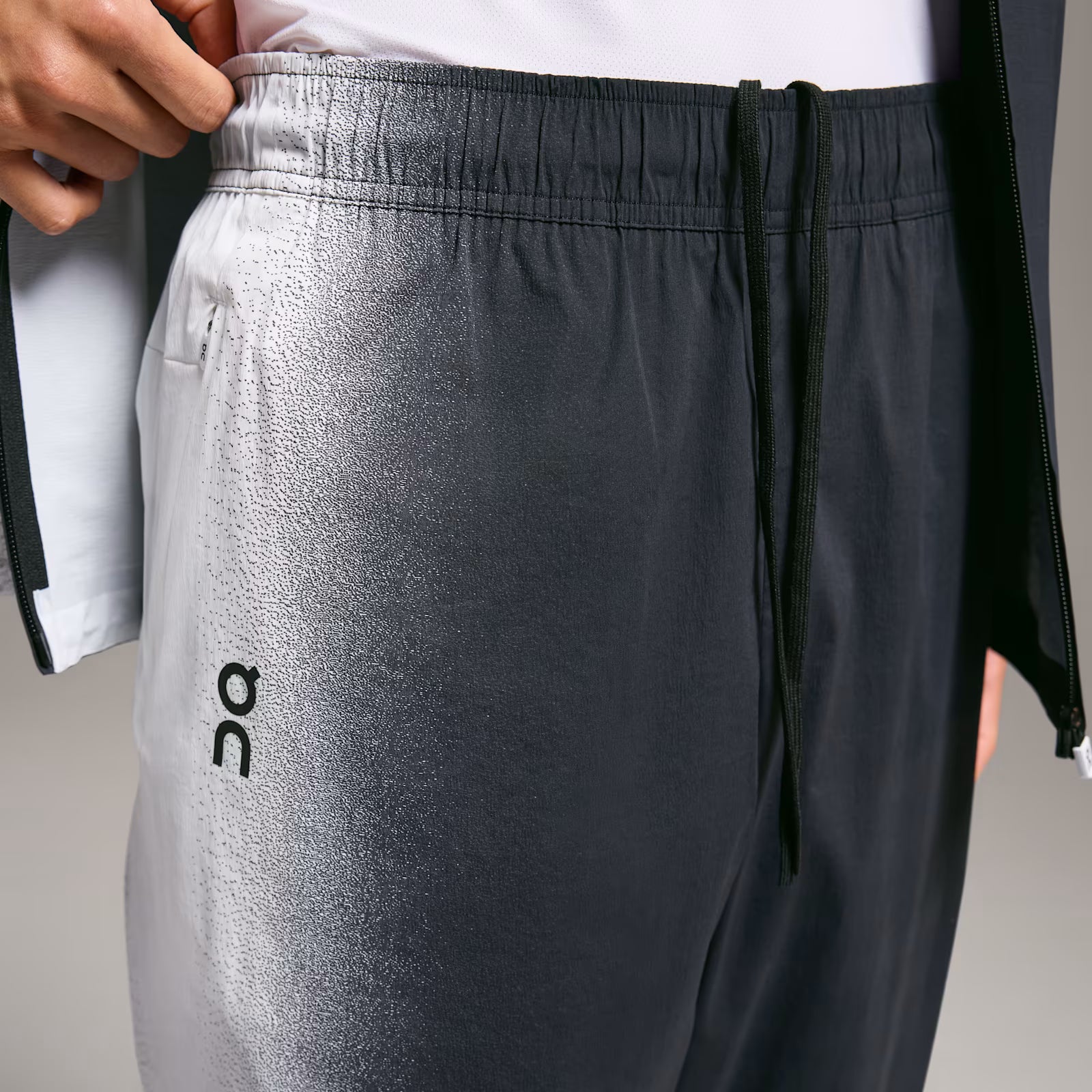 On Court Track Pants Black | White