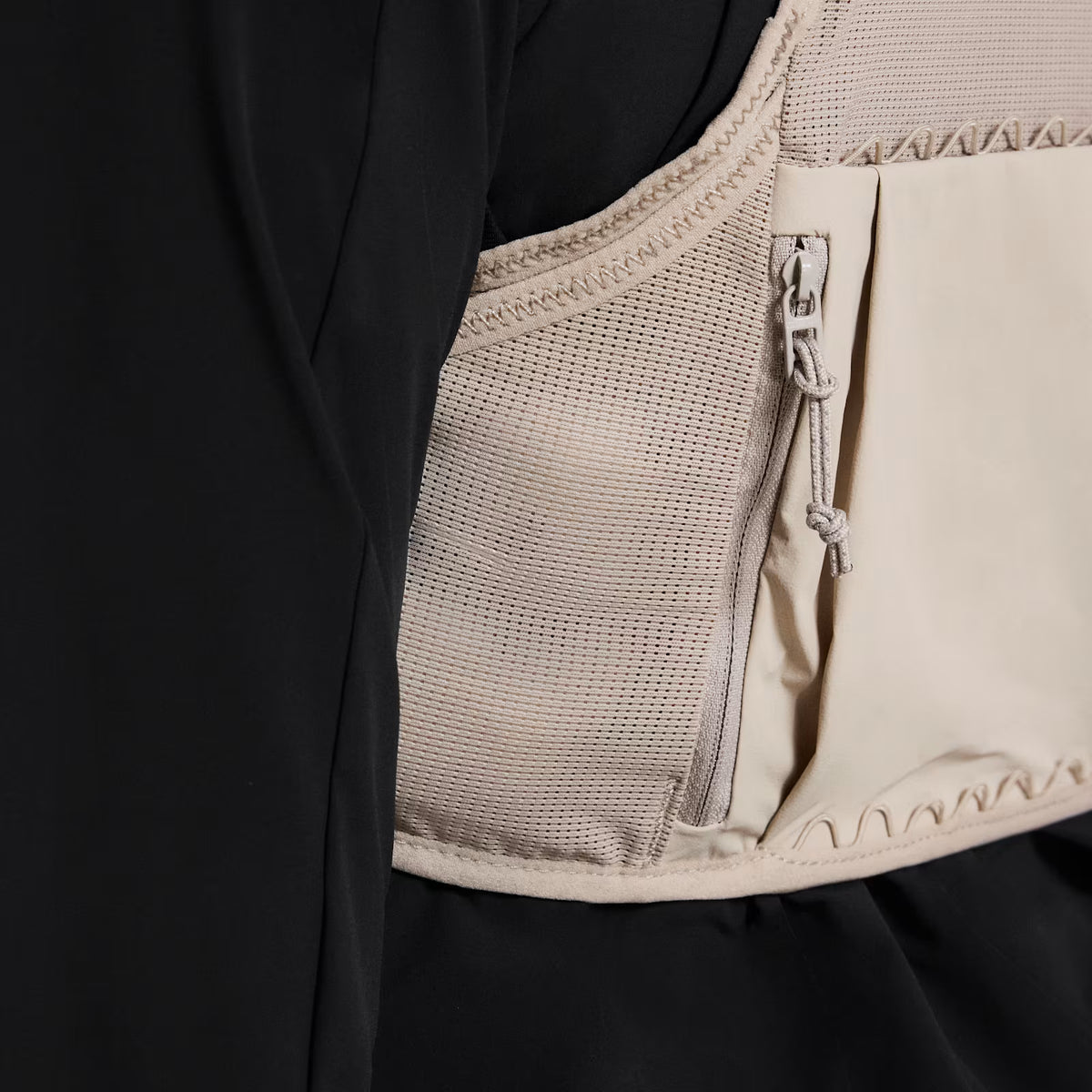 On Ultra Vest Pro Fog