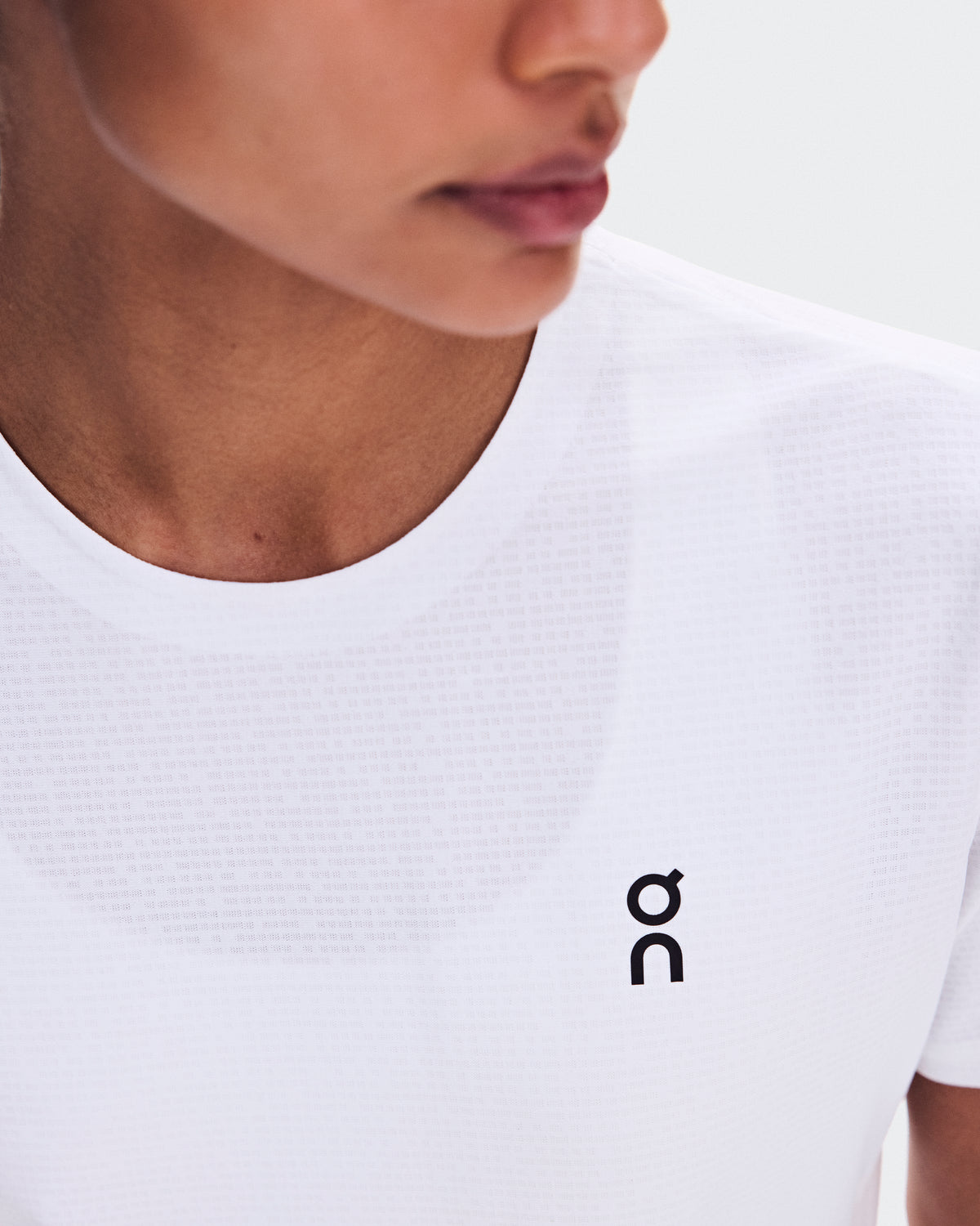 On Court-T Swing White | Cassis (Women'S)
