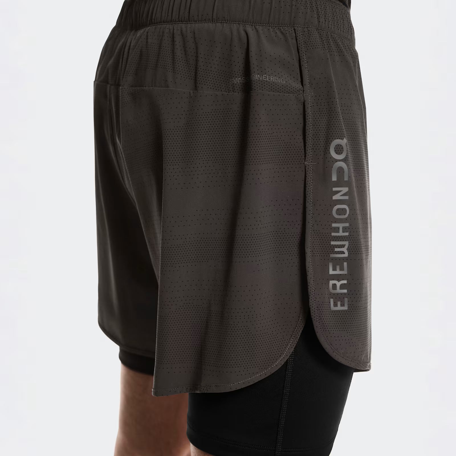 On 2-In-1 Shorts Erewhon Espresso | Black