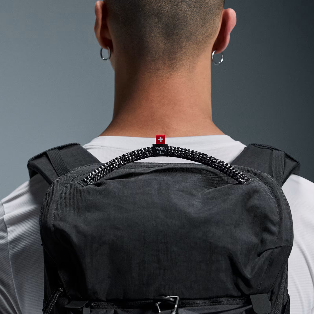 On Speed Pack 24L Elite Black | Magnet