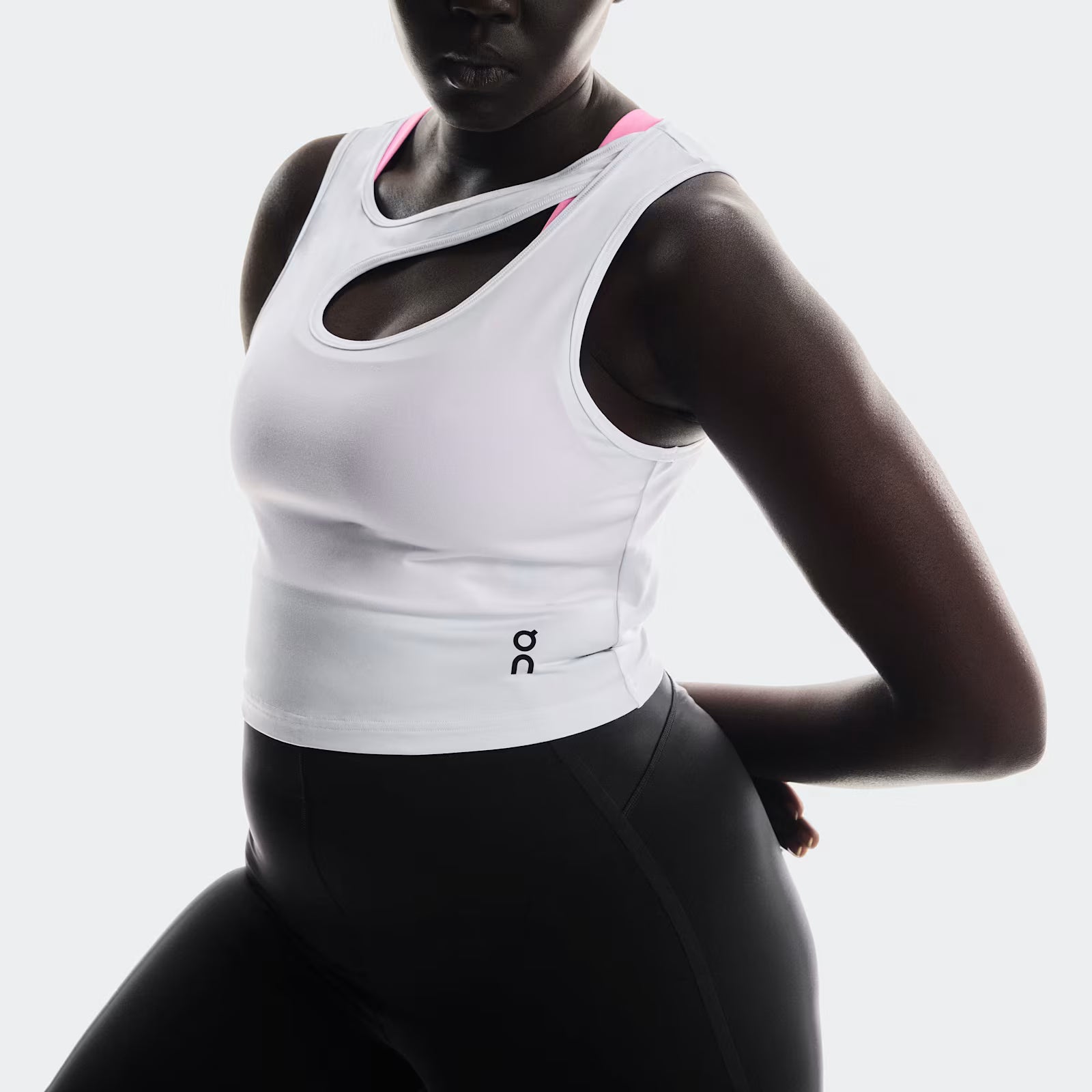 On Studio Cut-Out Crop White (Women'S)