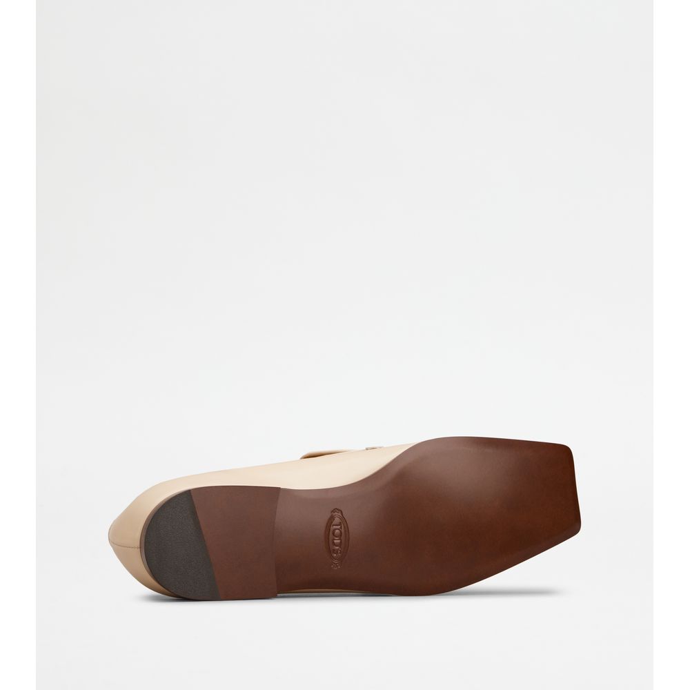 Tods Loafers In Leather Beige Womens