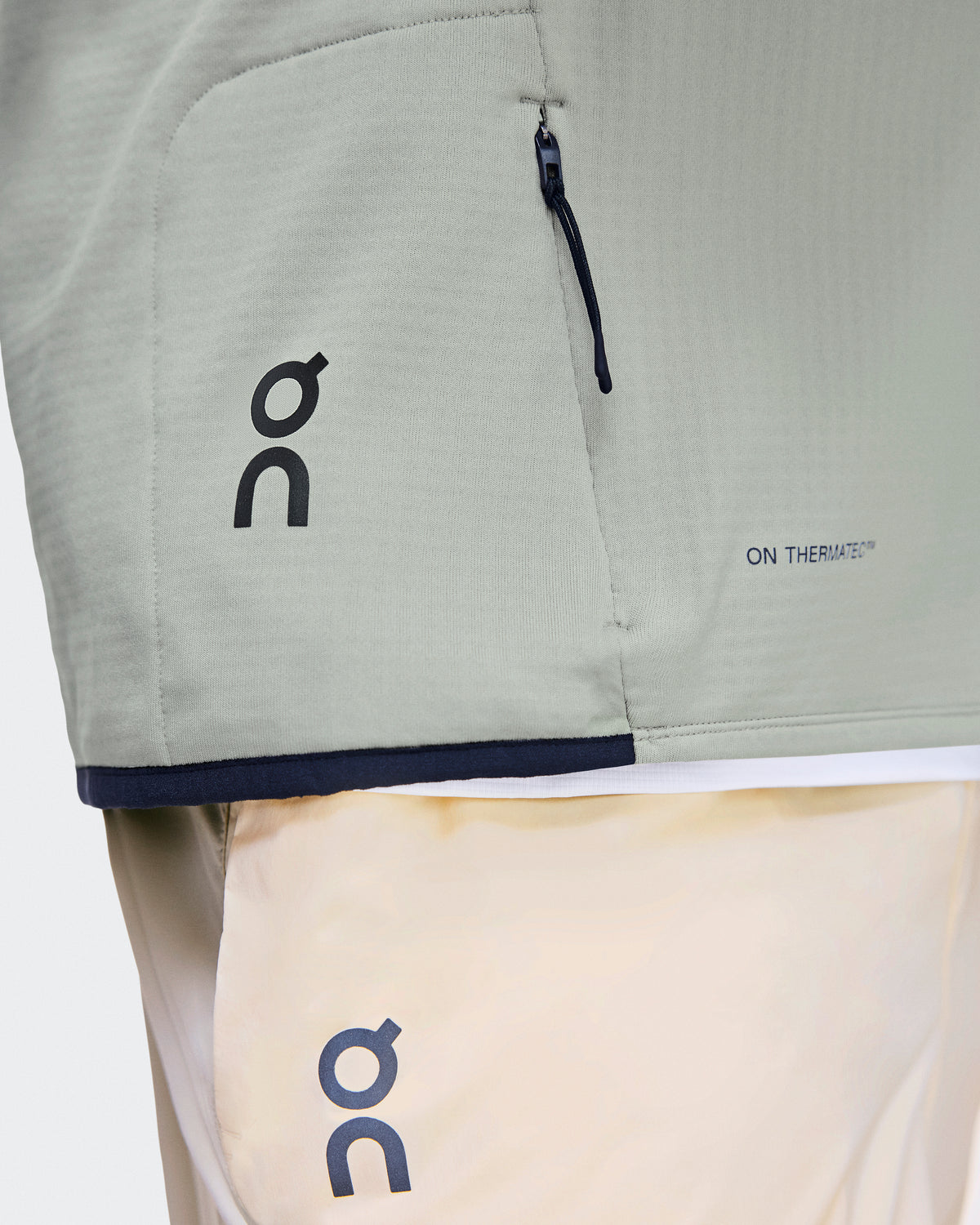 On Climate Zip Hoodie Brume